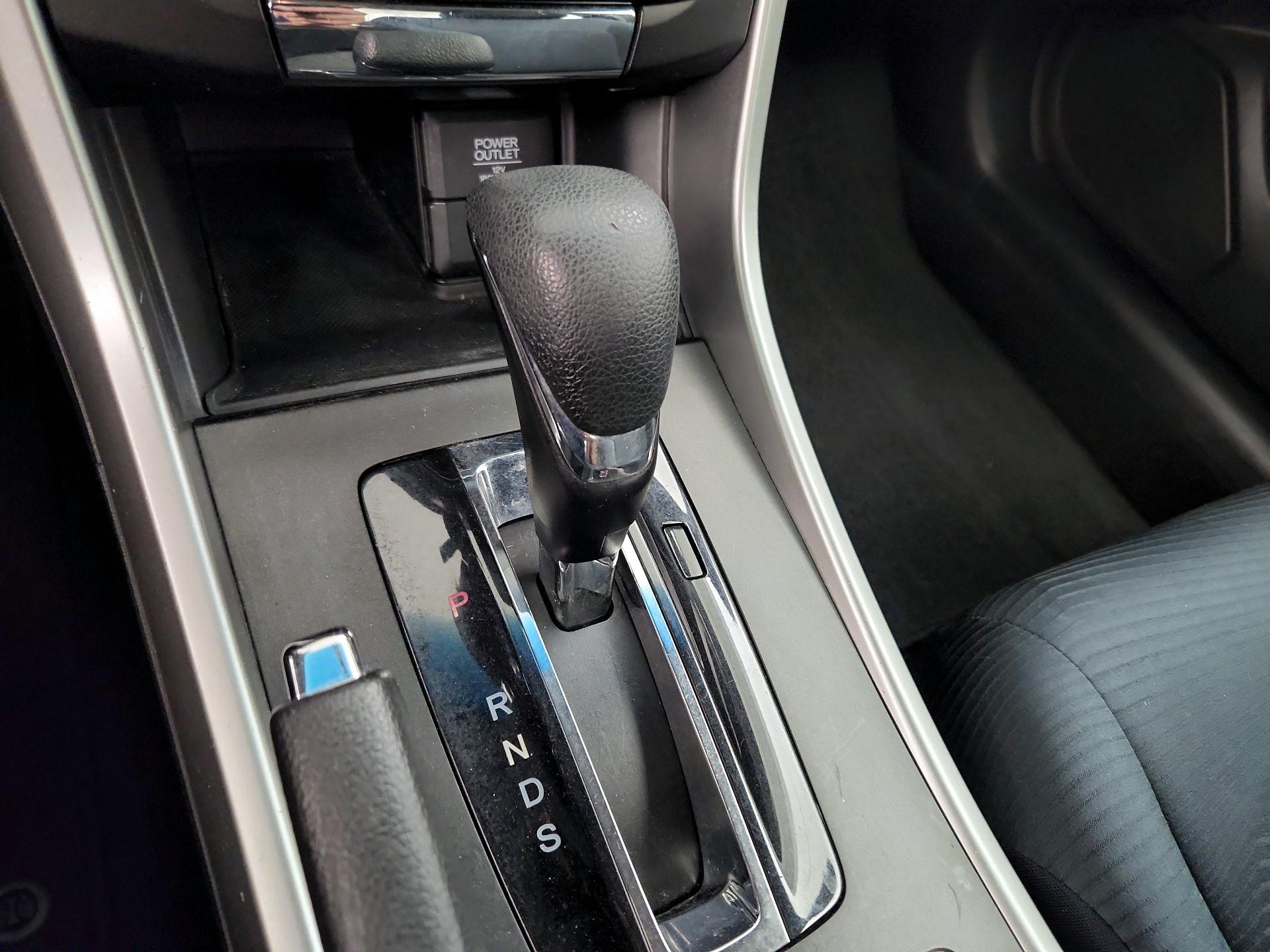 Thumbnail: 2014 Honda Accord - 17