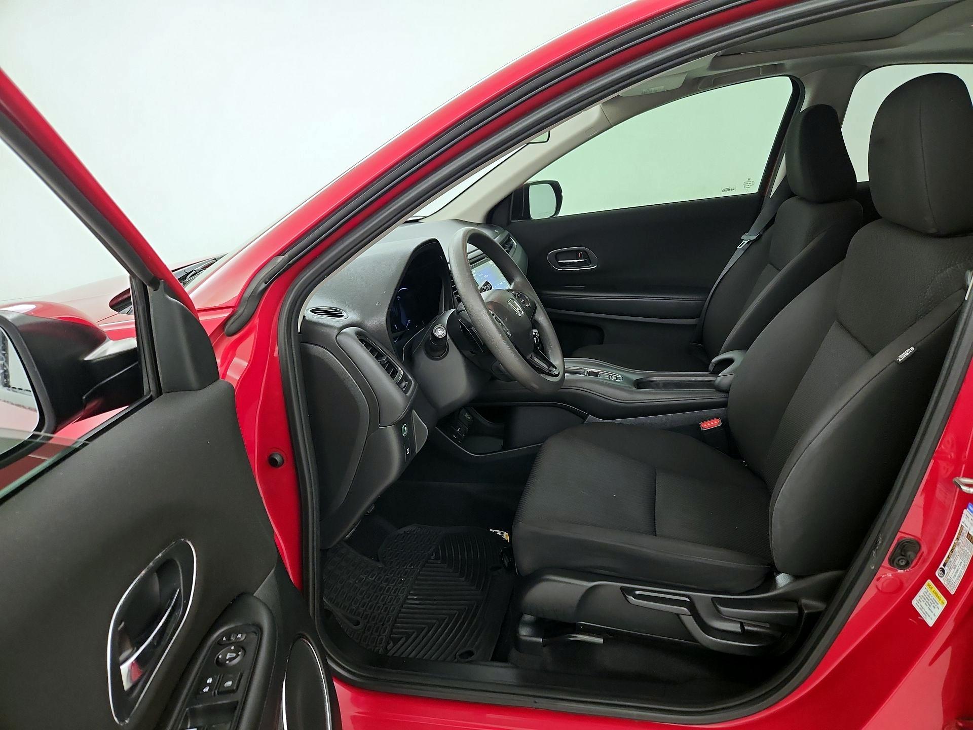 Thumbnail: 2016 Honda HR-V - 11