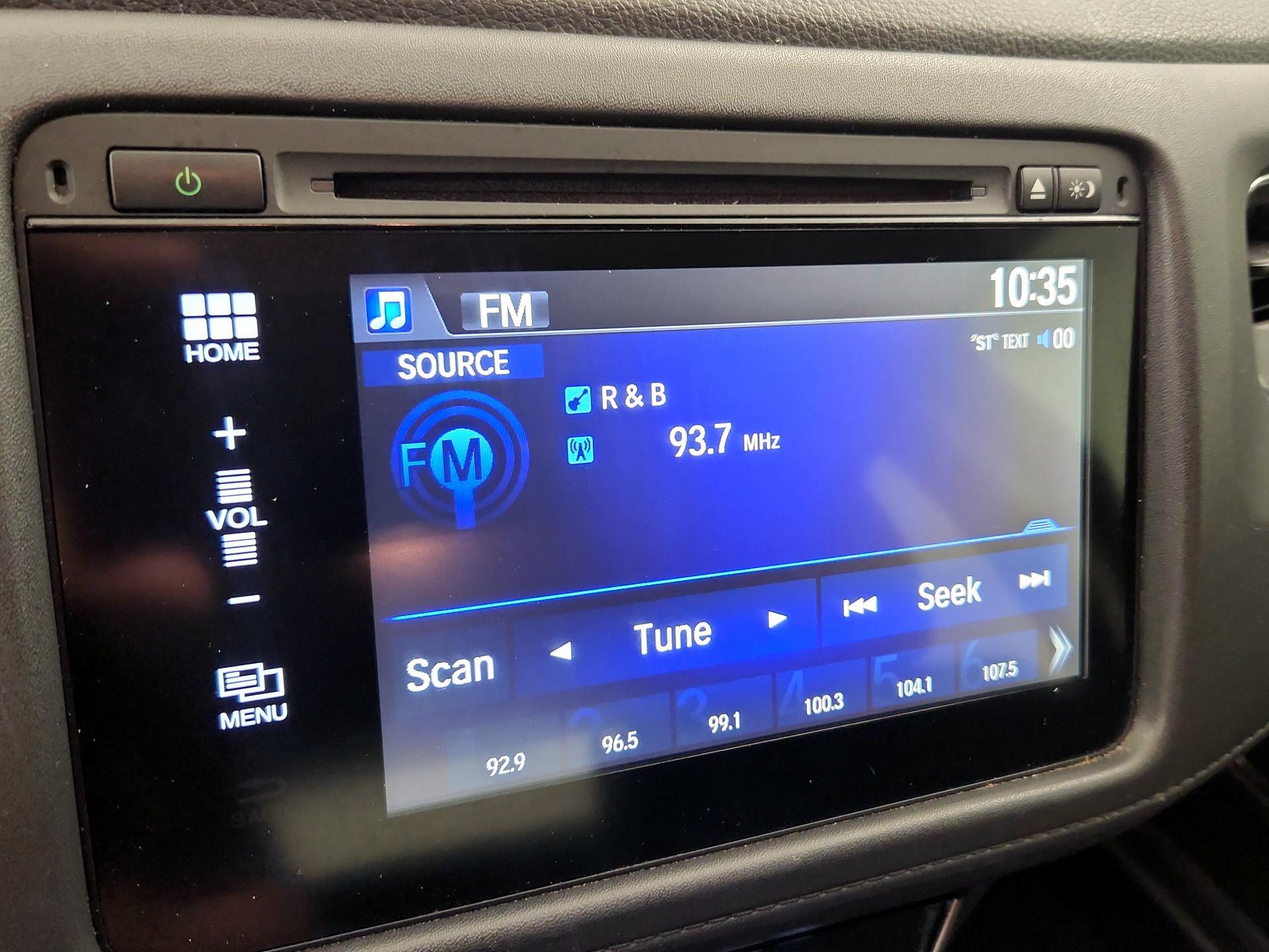 Thumbnail: 2016 Honda HR-V - 15
