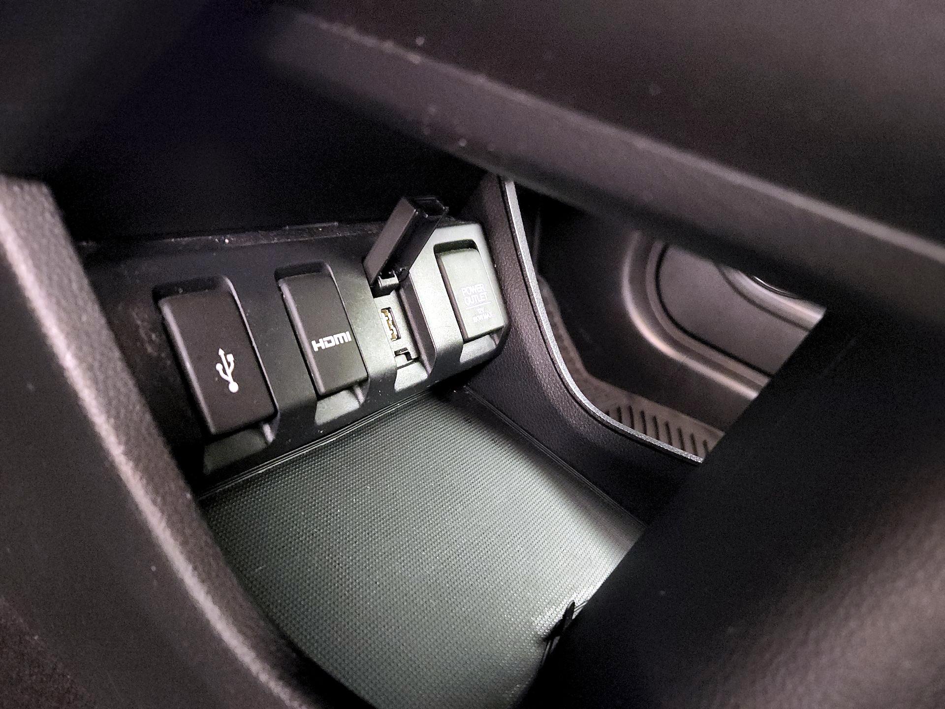 Thumbnail: 2016 Honda HR-V - 18