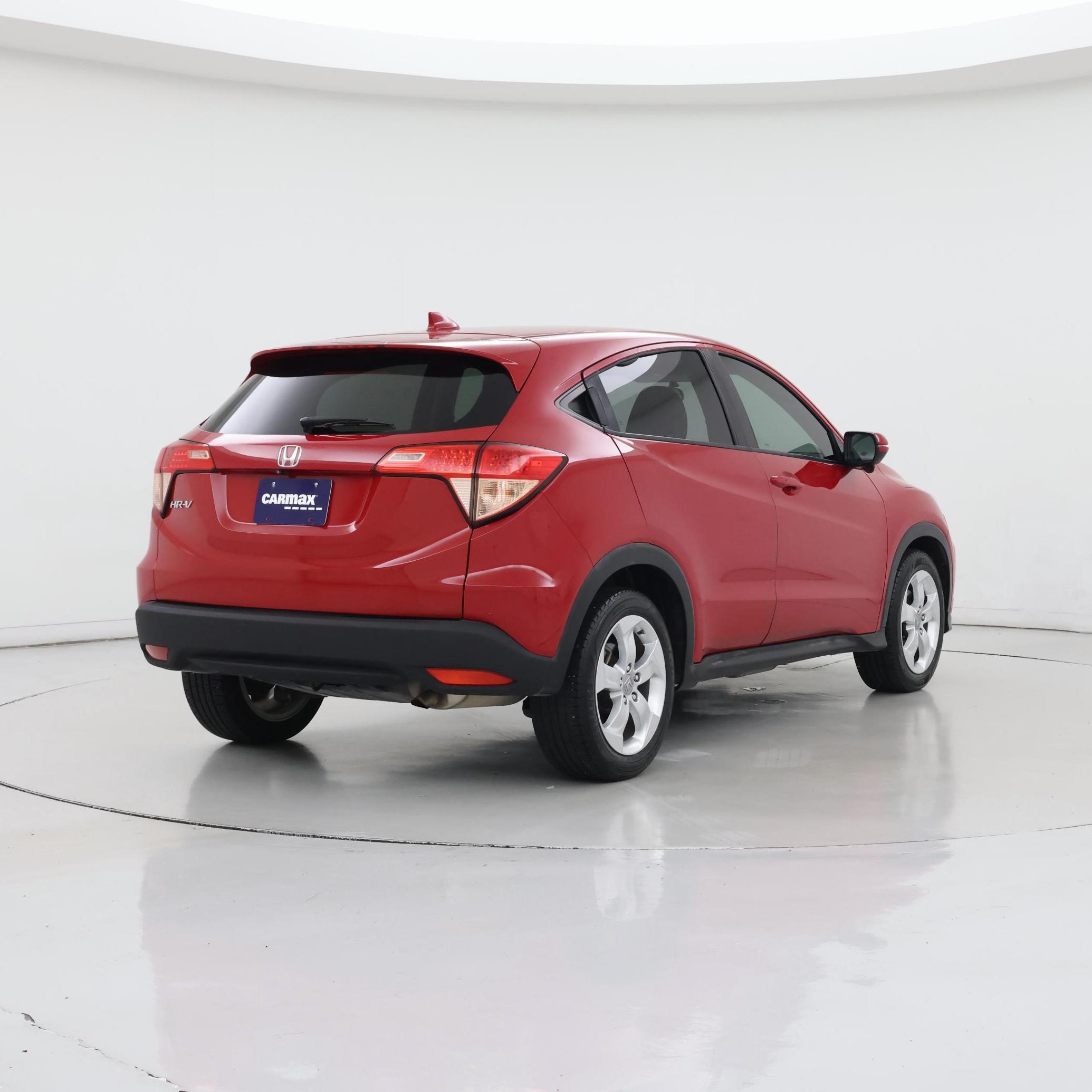 Thumbnail: 2016 Honda HR-V - 8