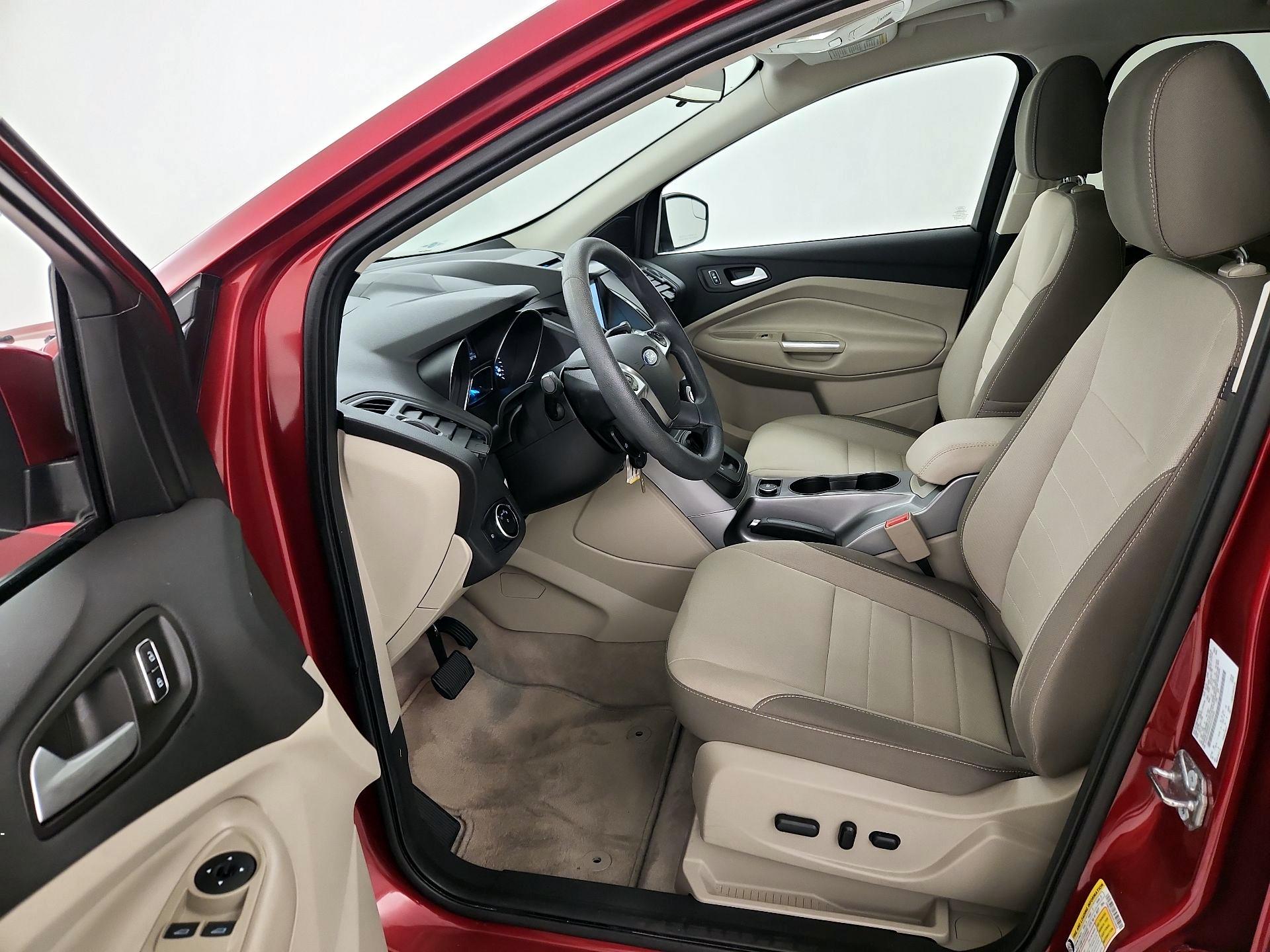 Thumbnail: 2016 Ford Escape - 11