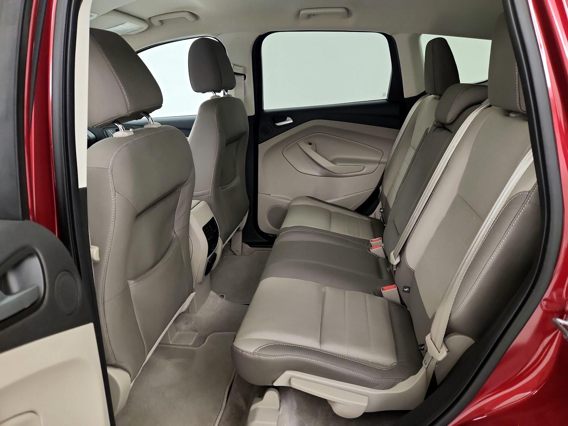 Thumbnail: 2016 Ford Escape - 20
