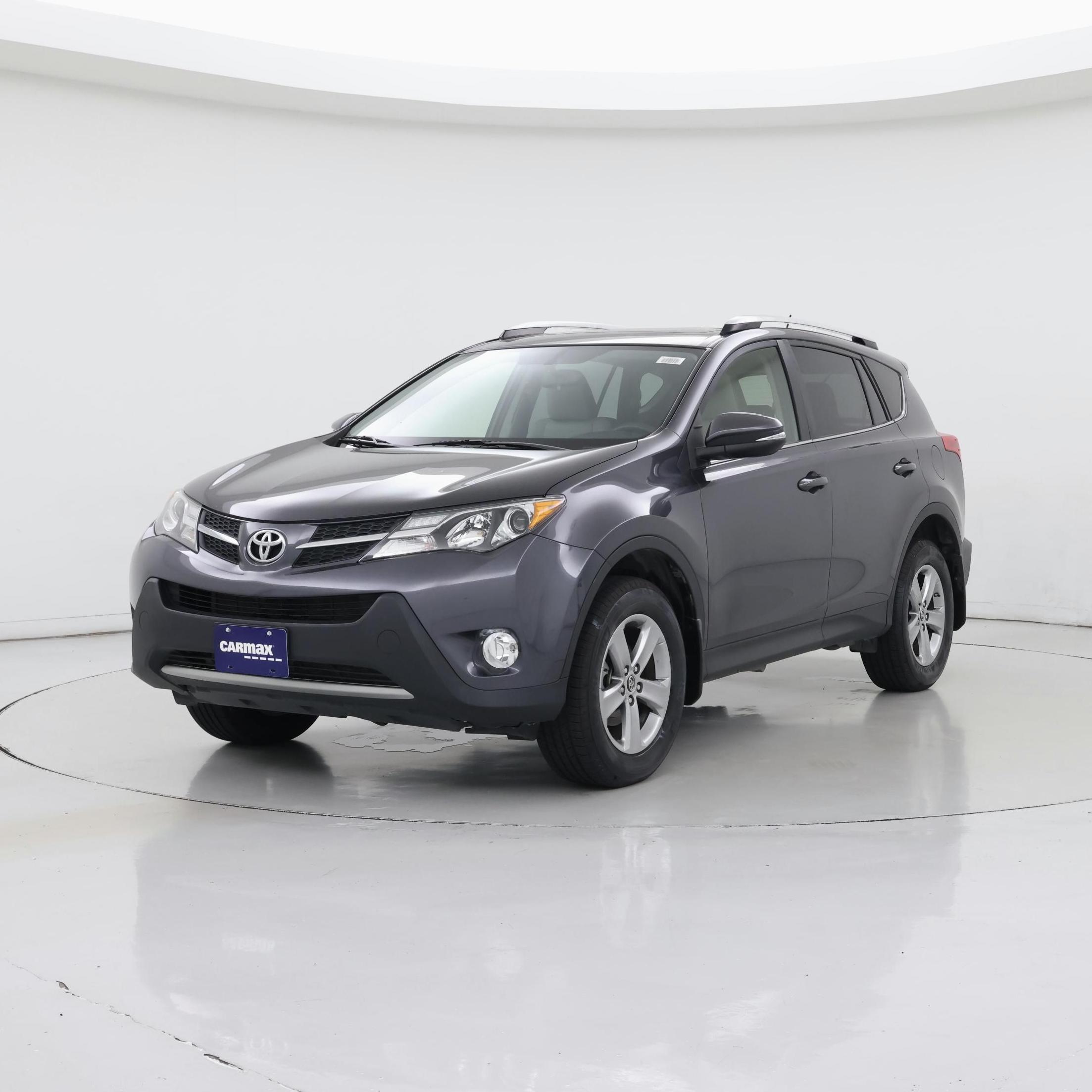 Thumbnail: 2015 Toyota RAV4 - 4