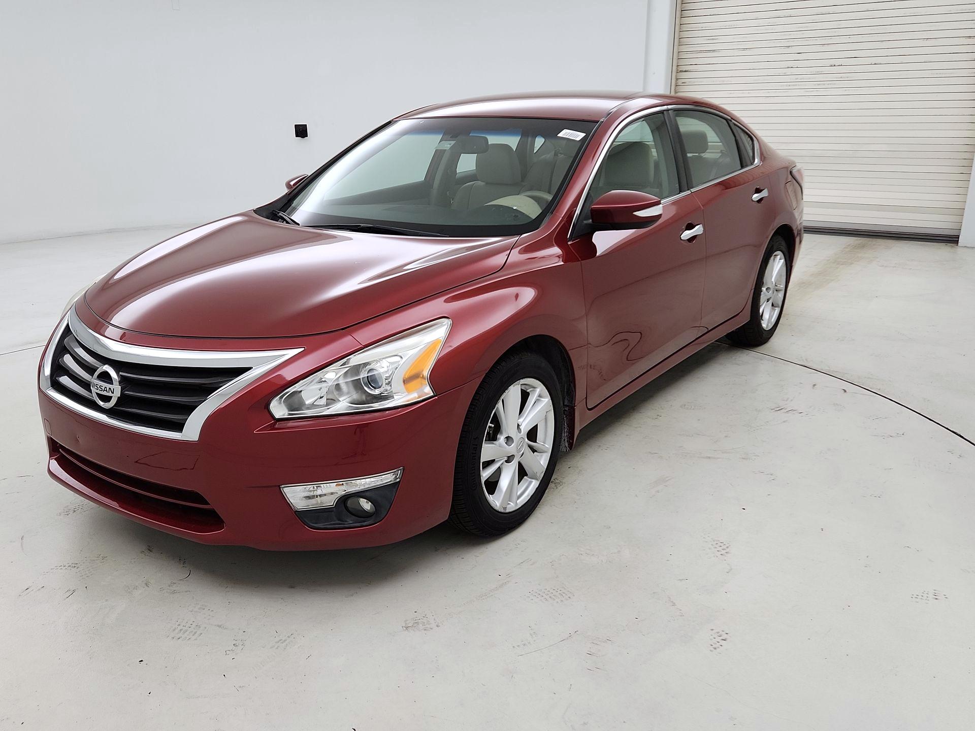 Thumbnail: 2014 Nissan Altima - 3