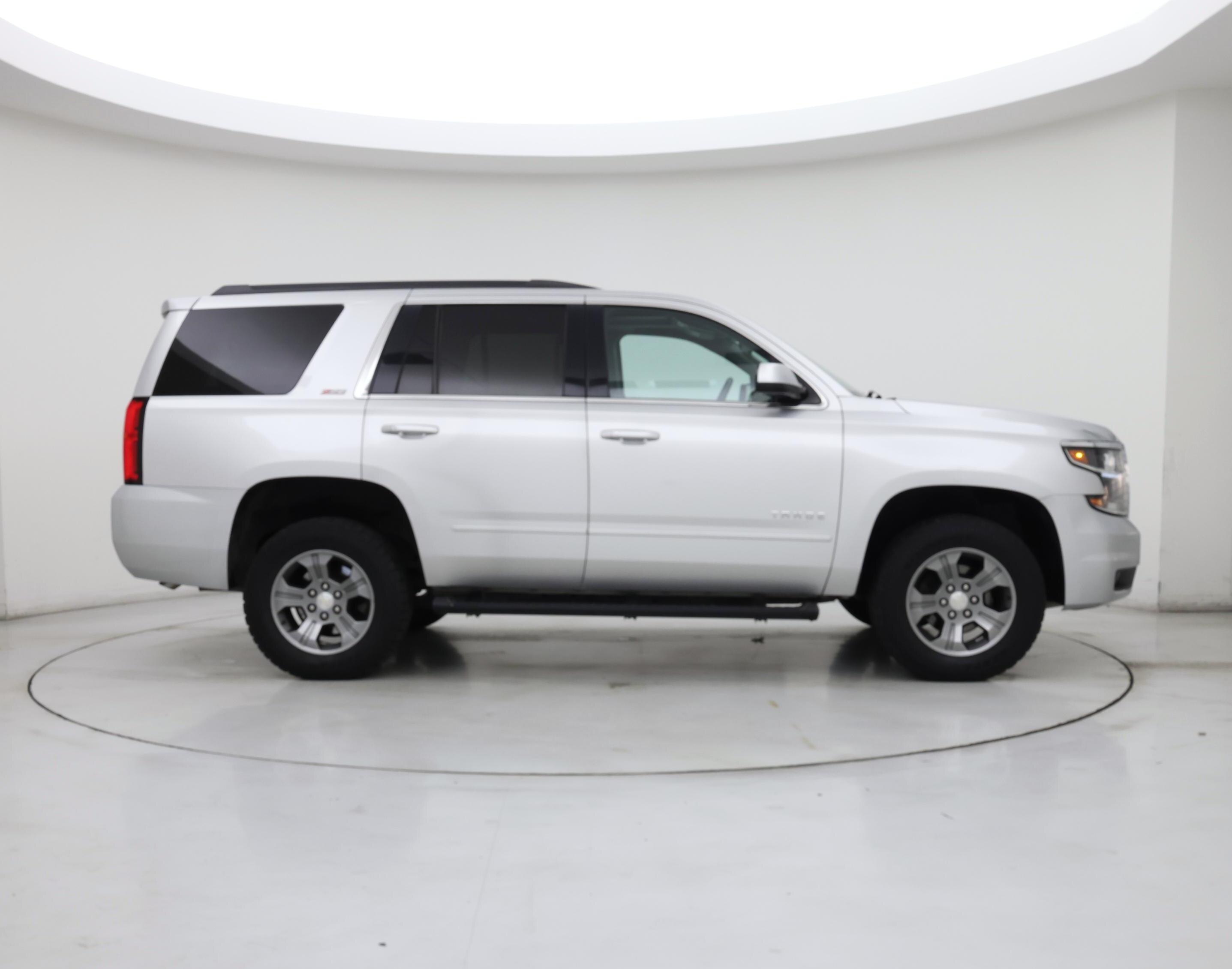 Thumbnail: 2019 Chevrolet Tahoe - 7