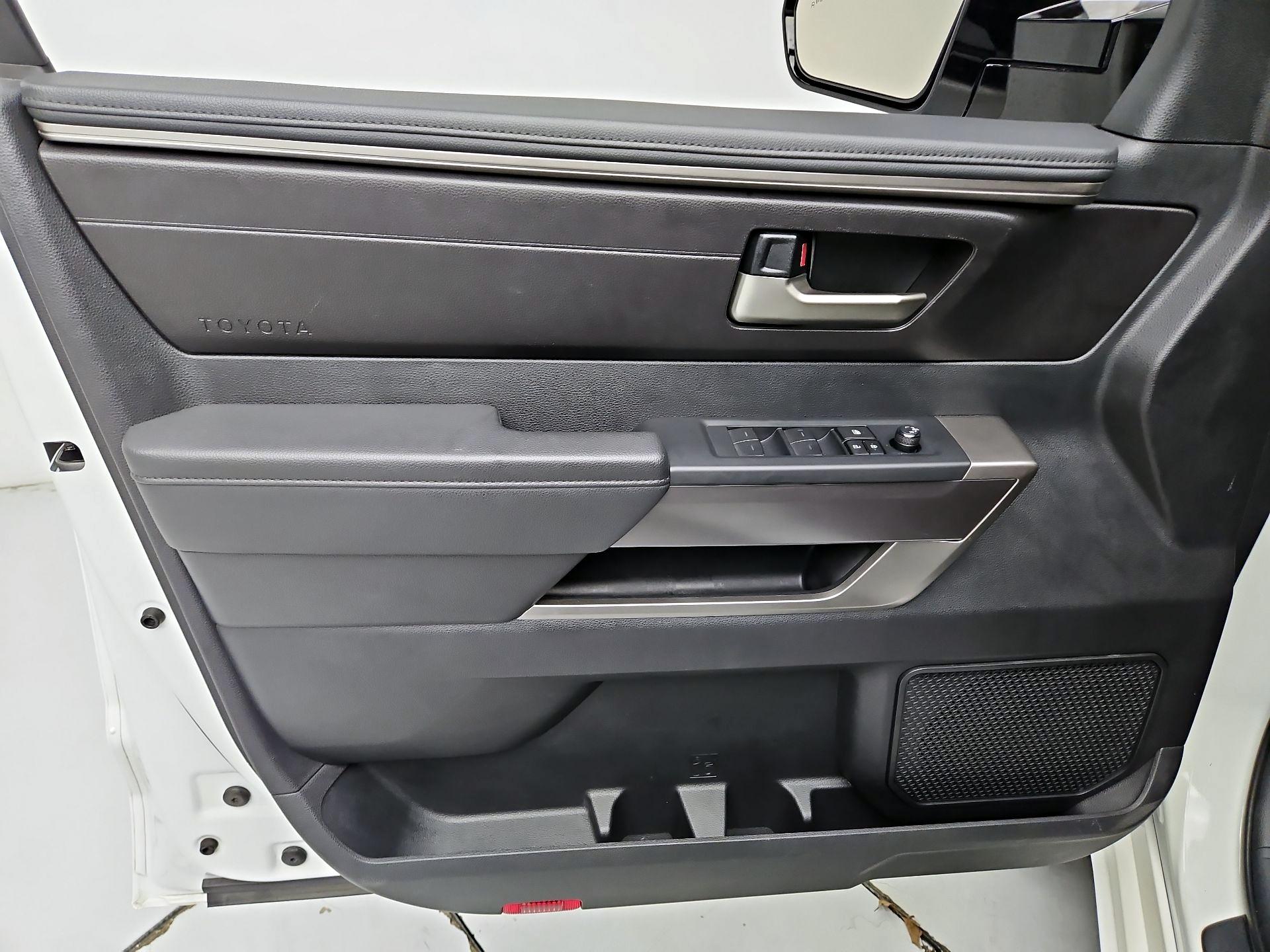 Thumbnail: 2023 Toyota Tundra - 12