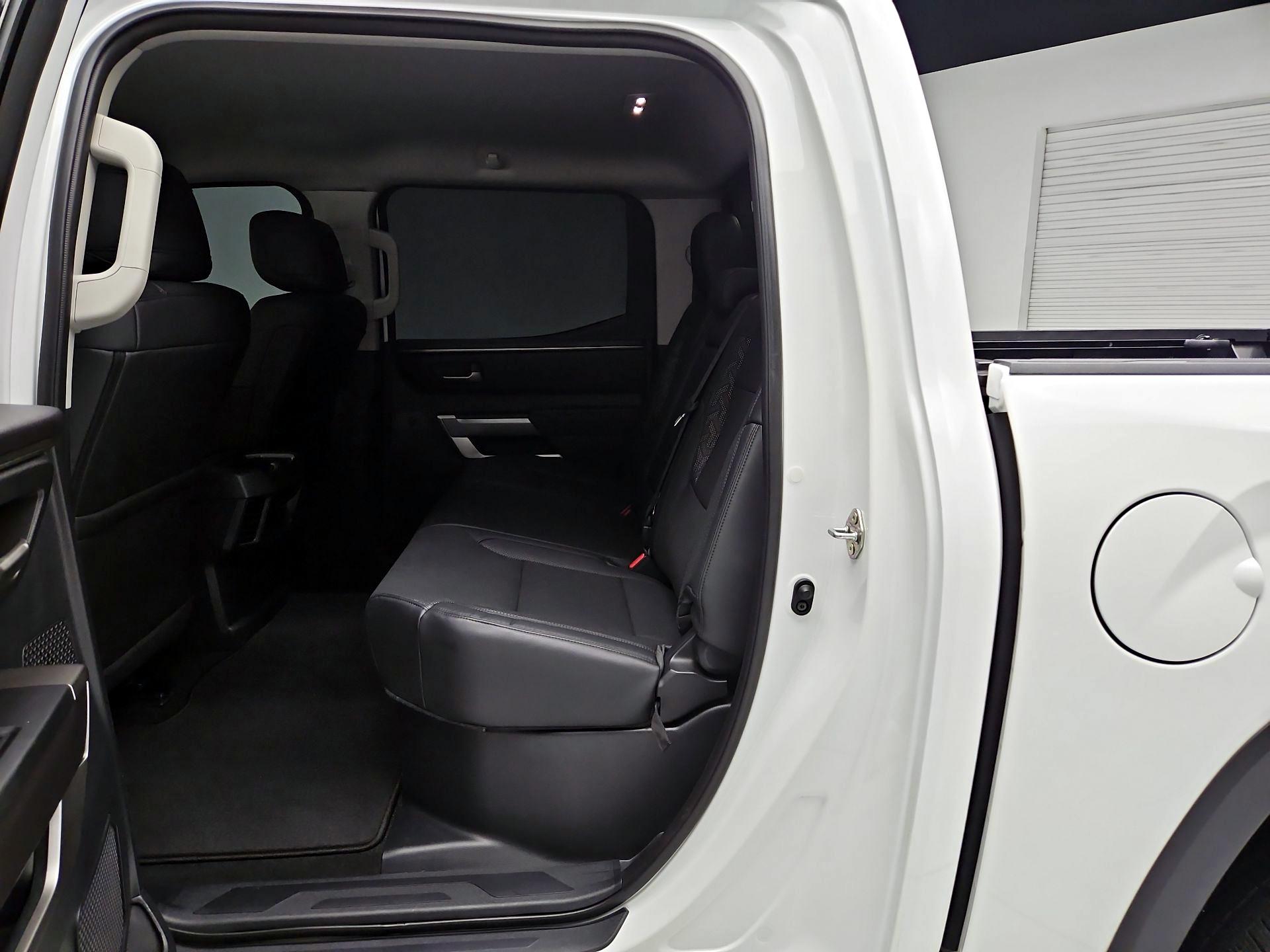 Thumbnail: 2023 Toyota Tundra - 19