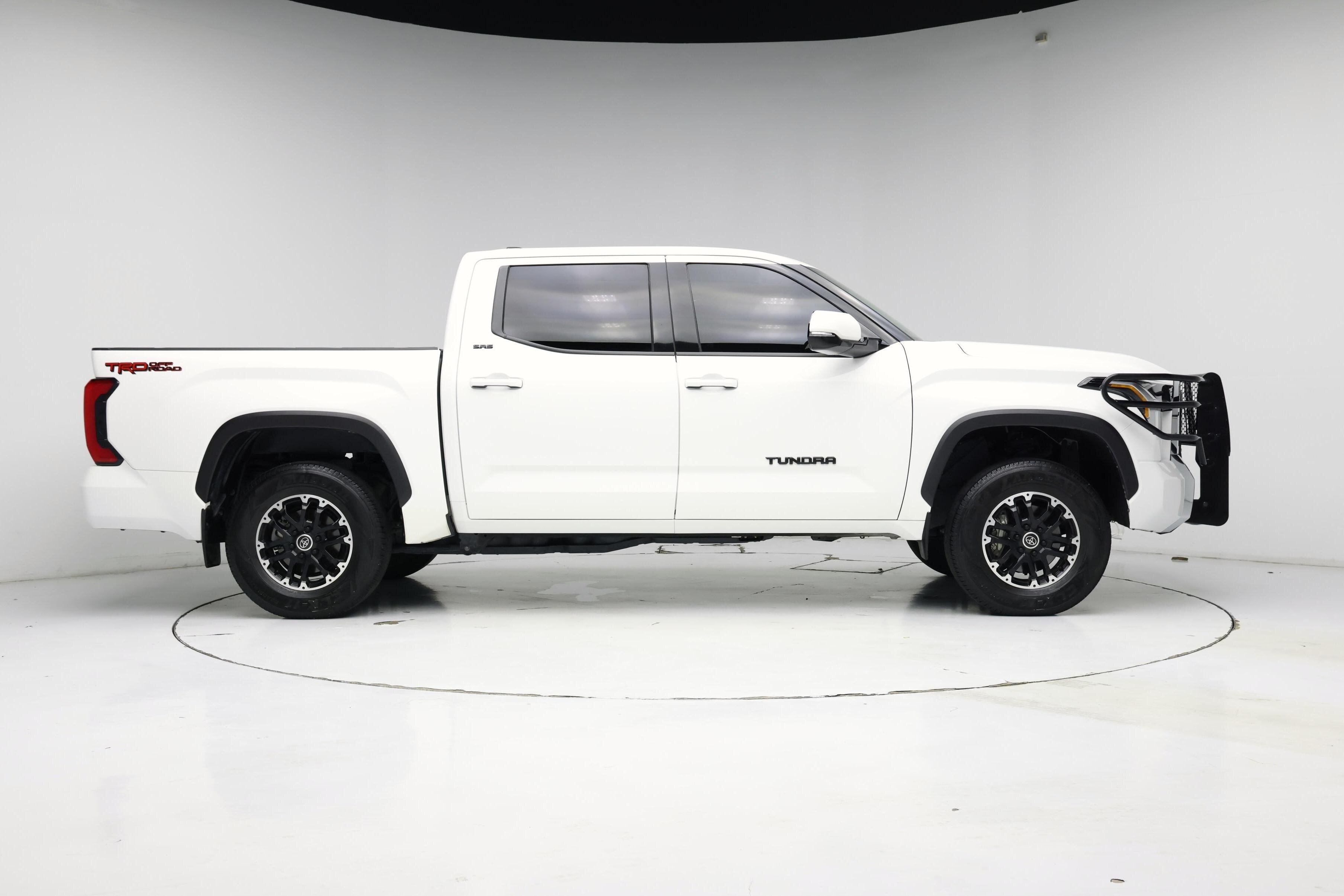Thumbnail: 2023 Toyota Tundra - 7