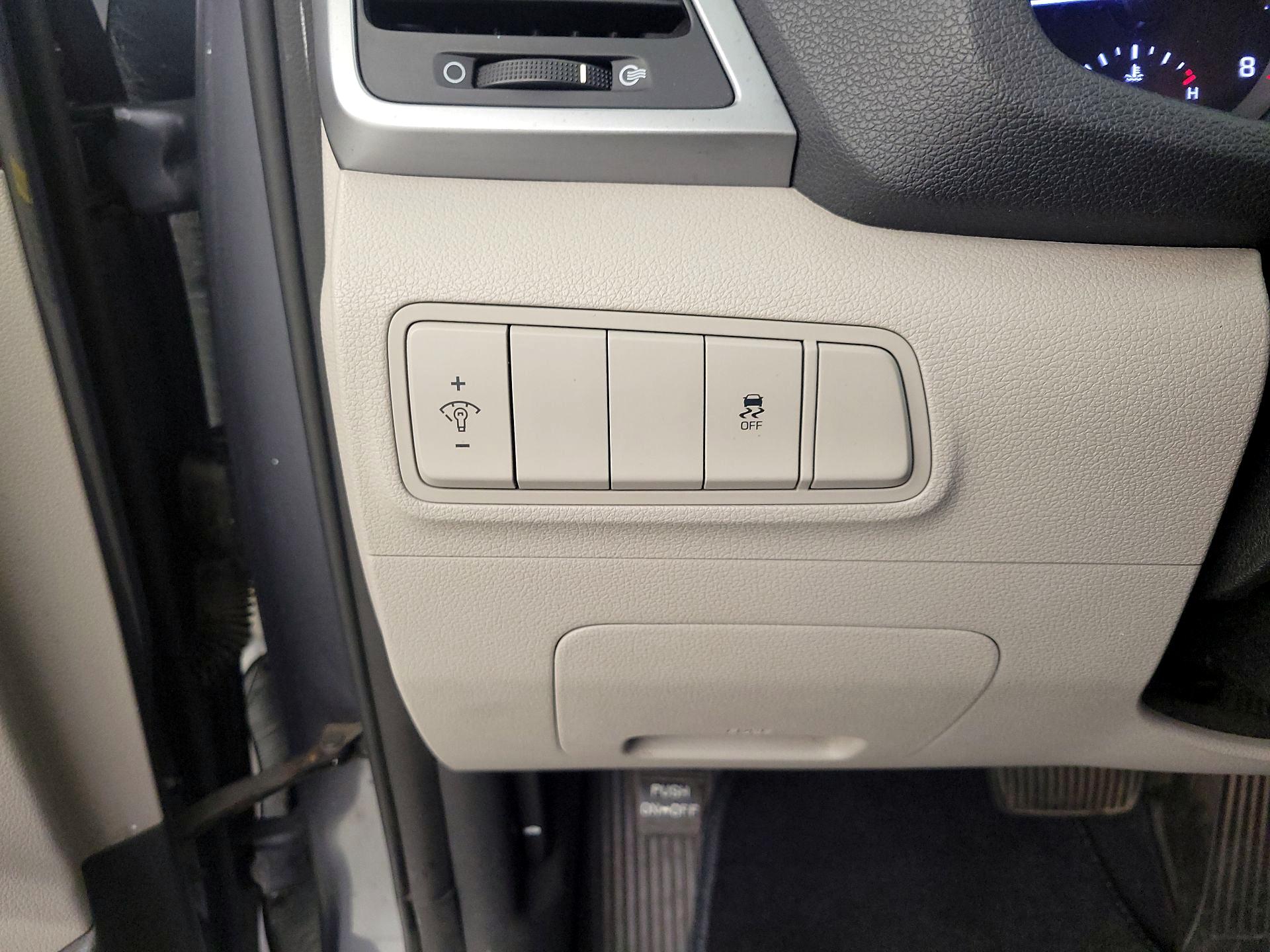 Thumbnail: 2018 Hyundai Tucson - 13