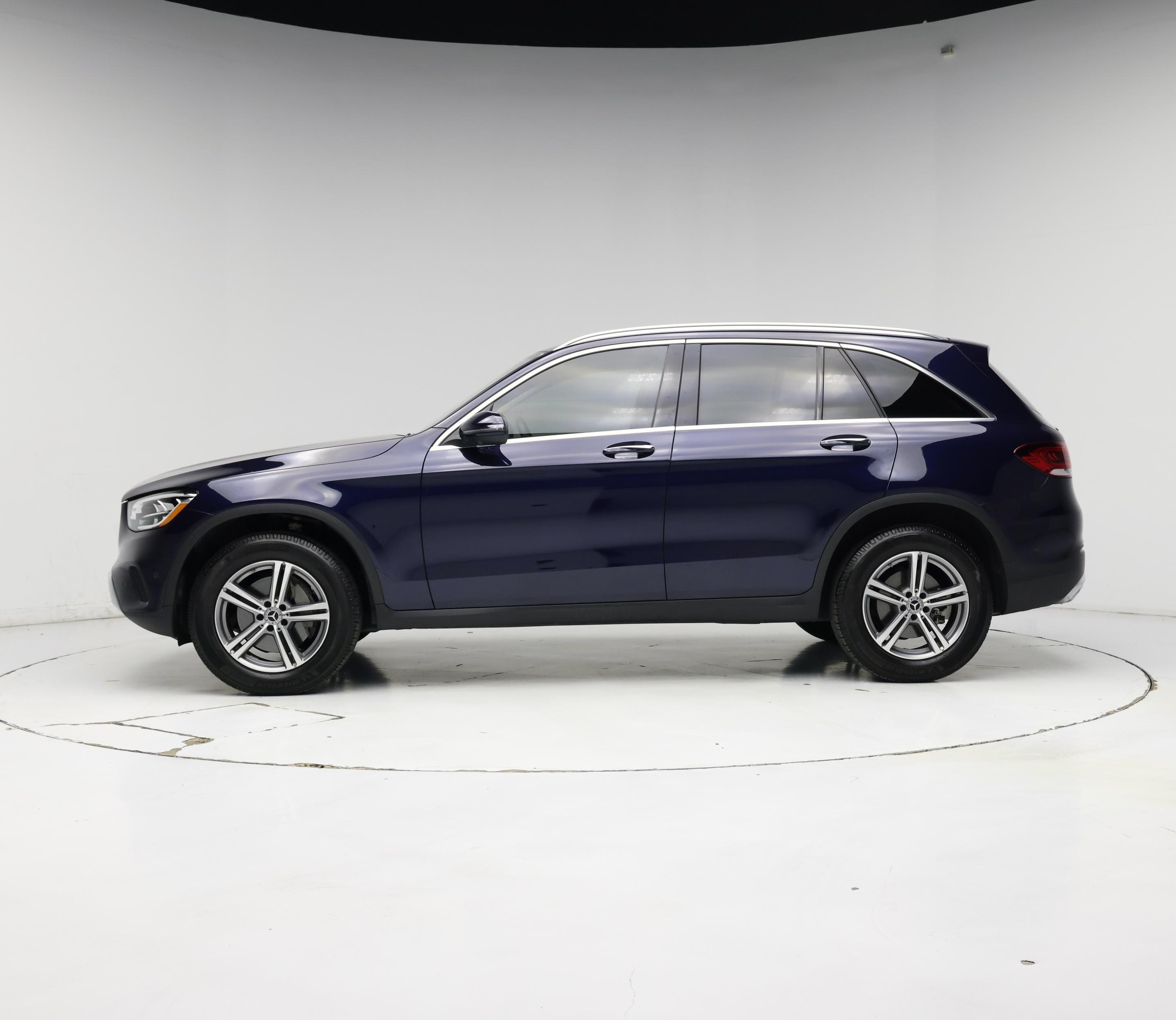 Thumbnail: 2022 Mercedes-Benz GLC - 3