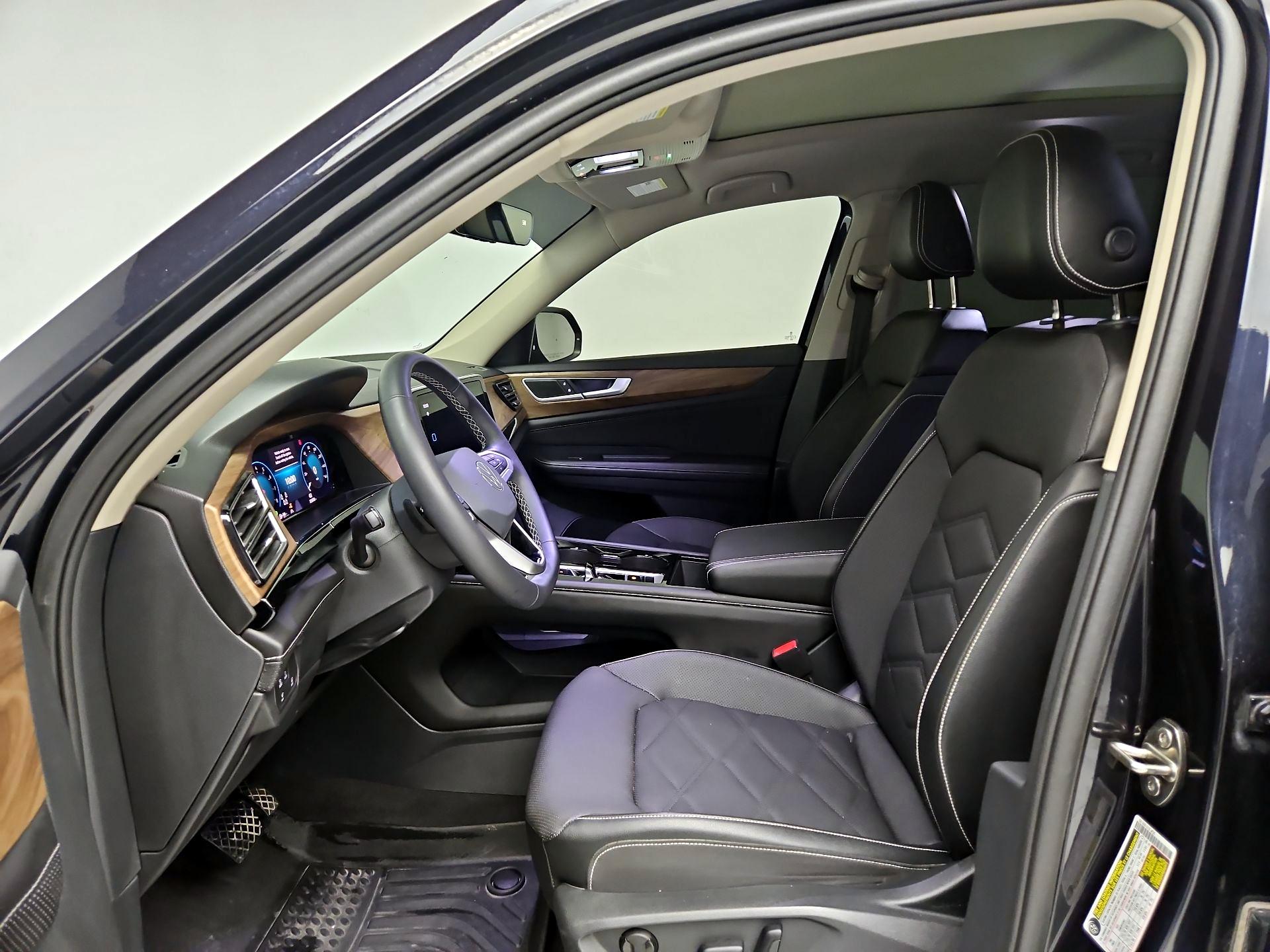 Thumbnail: 2024 Volkswagen Atlas - 11