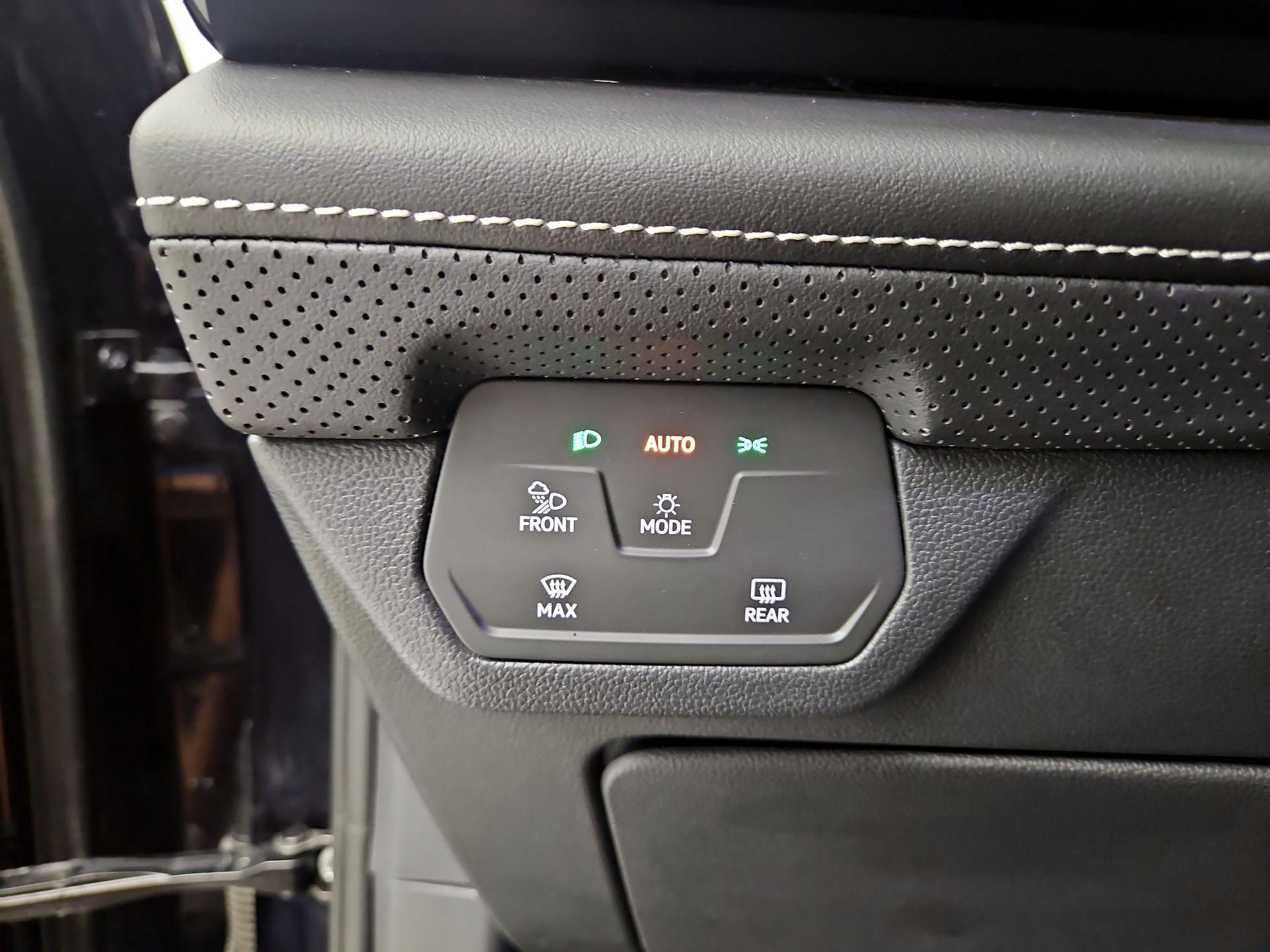 Thumbnail: 2024 Volkswagen Atlas - 13