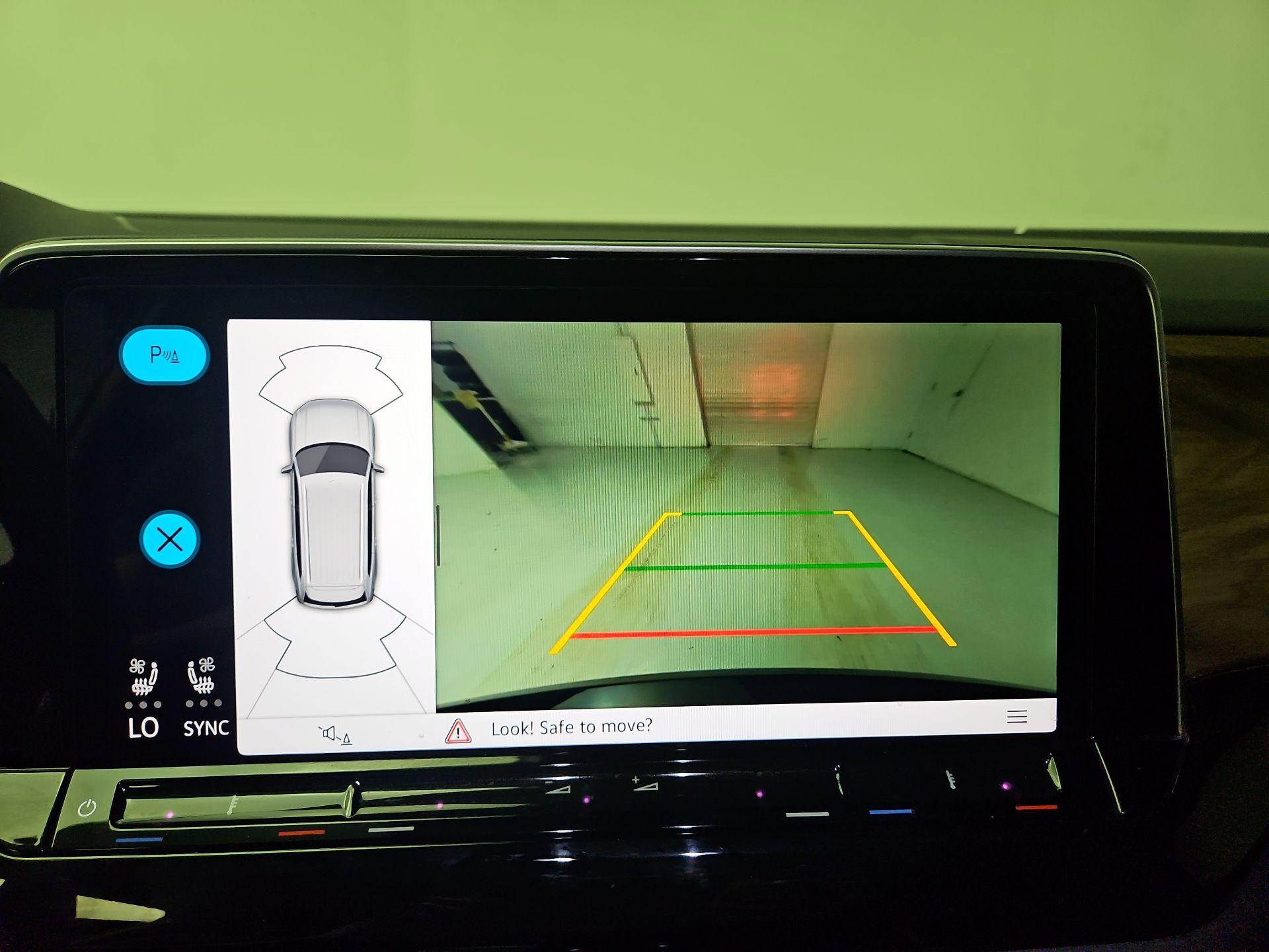 Thumbnail: 2024 Volkswagen Atlas - 14