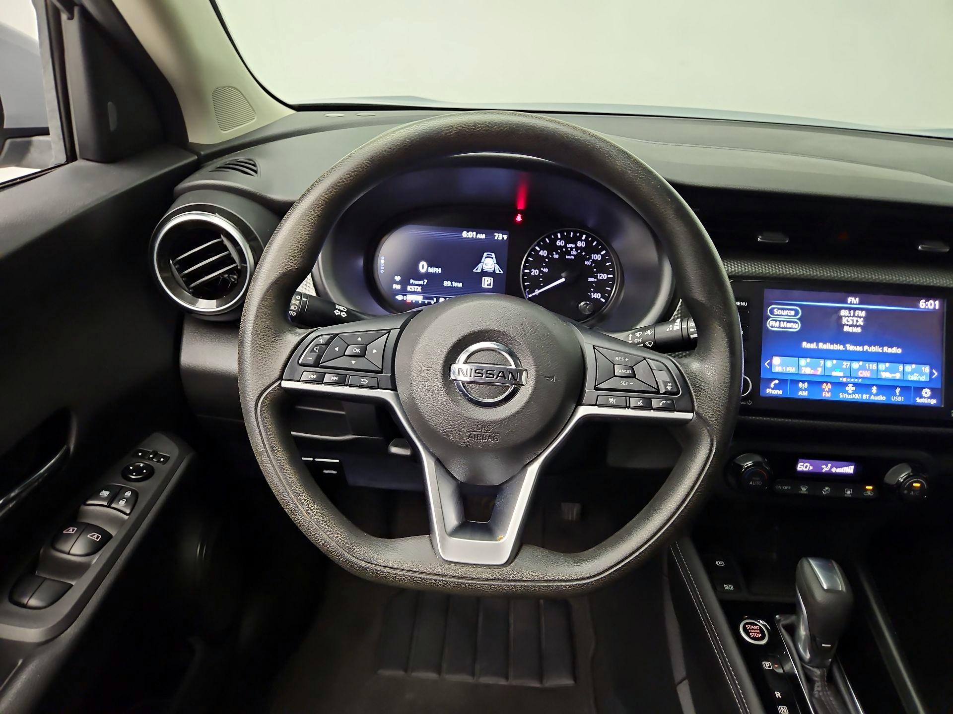 Thumbnail: 2021 Nissan Kicks - 10