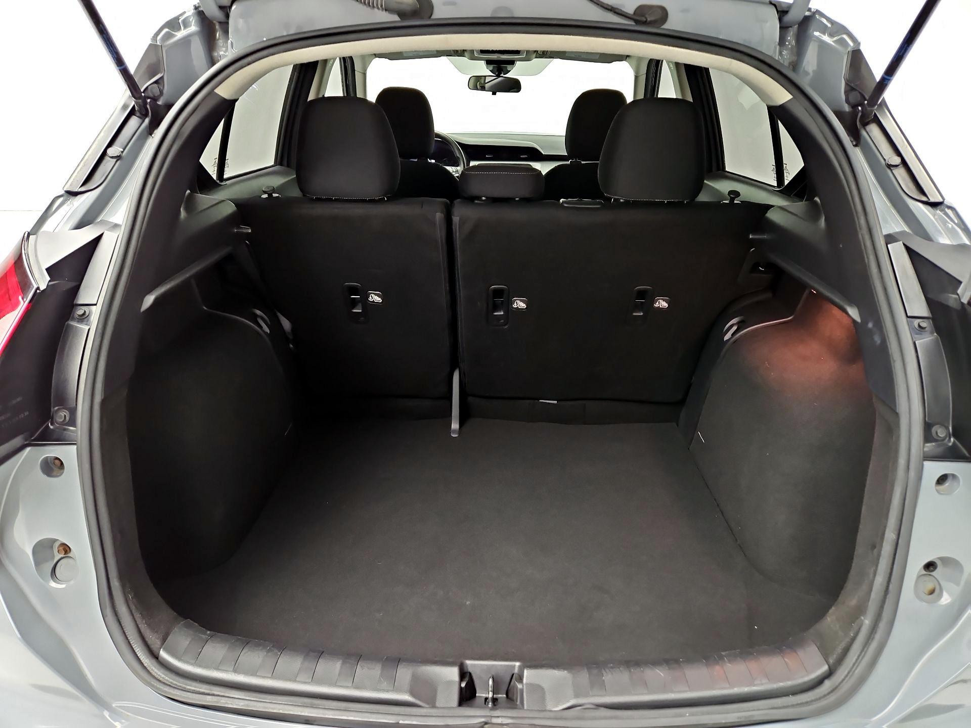 Thumbnail: 2021 Nissan Kicks - 20