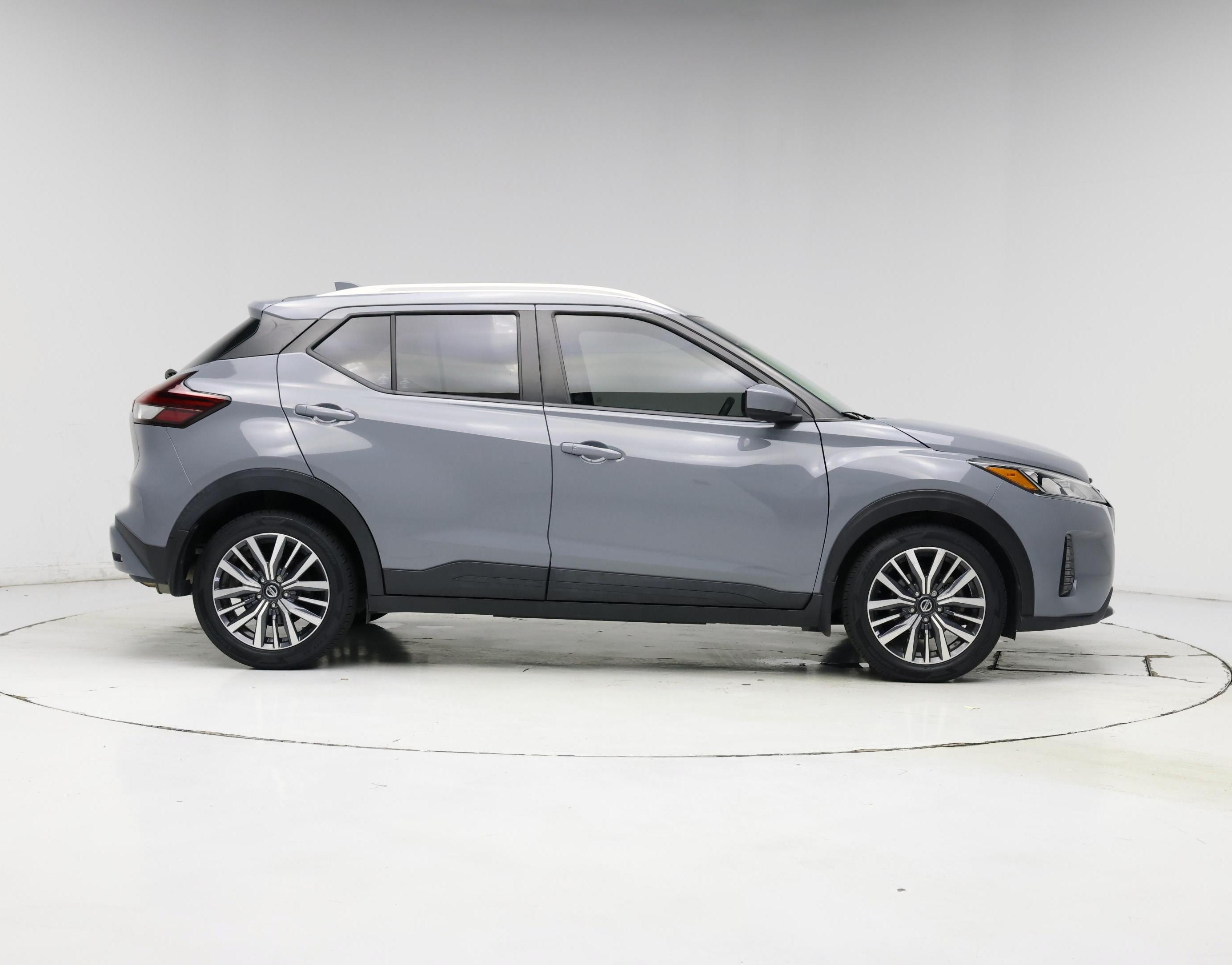 Thumbnail: 2021 Nissan Kicks - 7