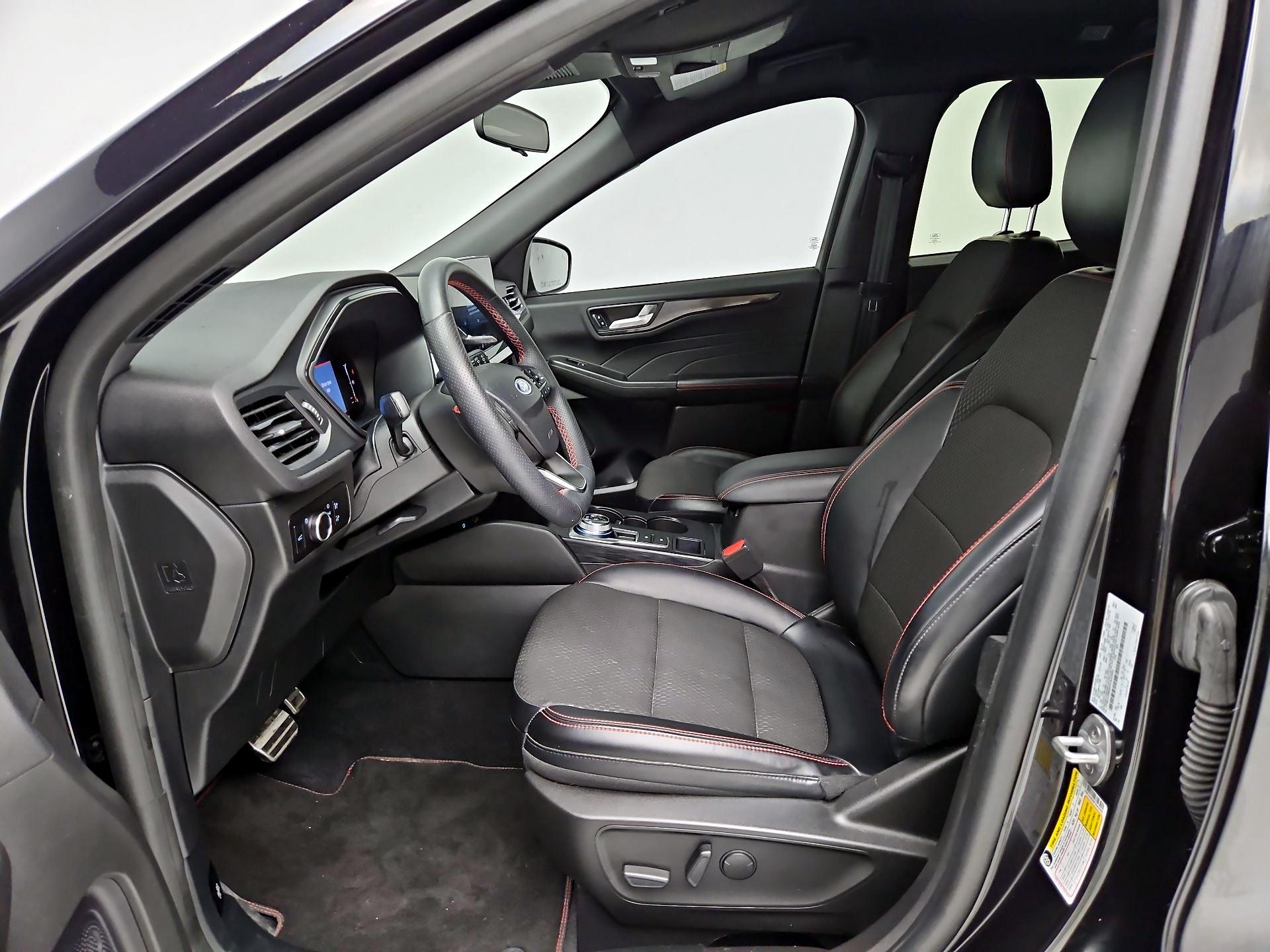 Thumbnail: 2023 Ford Escape - 11