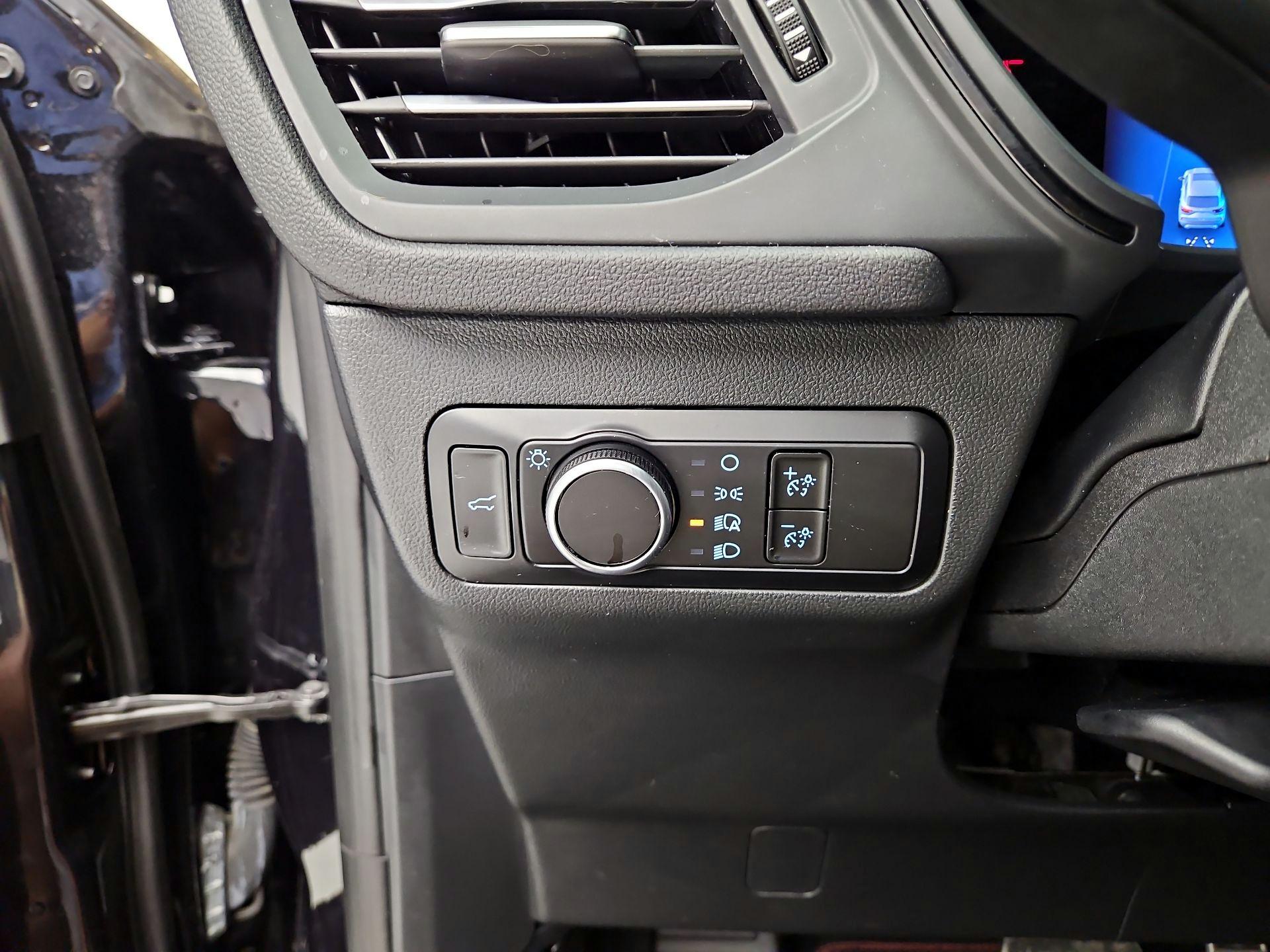 Thumbnail: 2023 Ford Escape - 13