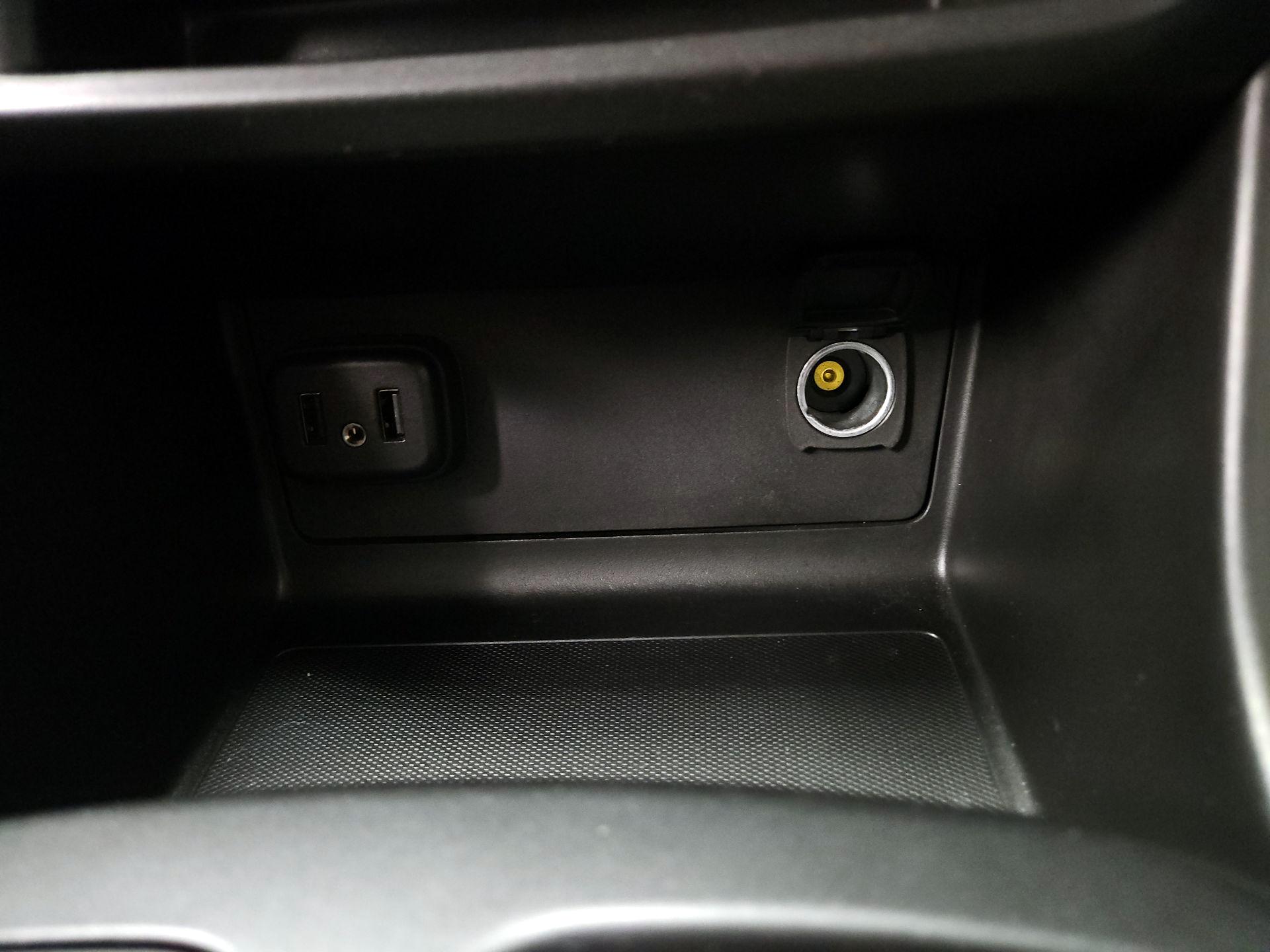 Thumbnail: 2020 GMC Canyon - 18