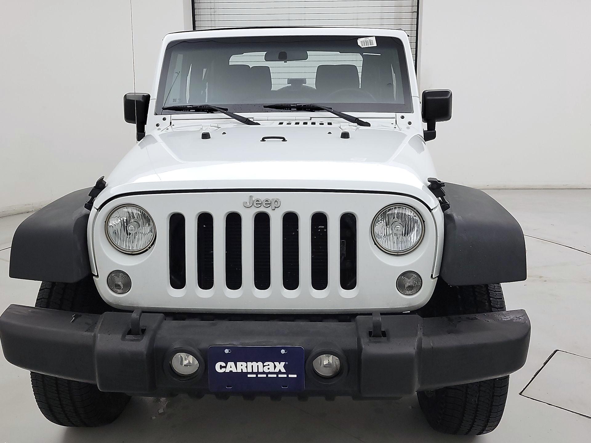 Thumbnail: 2016 Jeep Wrangler - 2