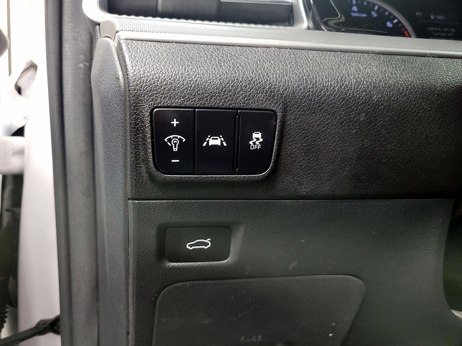 Thumbnail: 2021 Kia K5 - 13