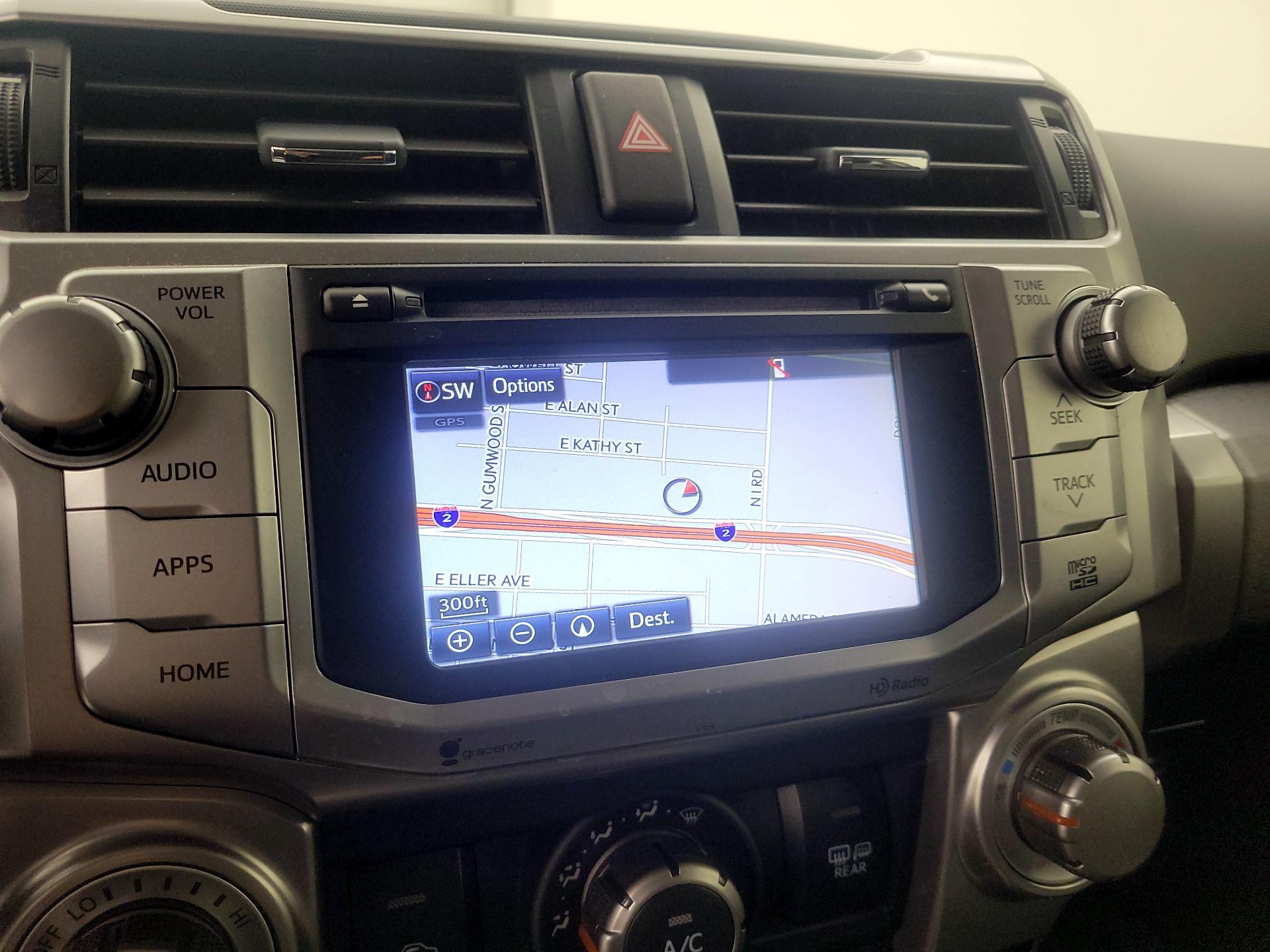 Thumbnail: 2015 Toyota 4Runner - 14