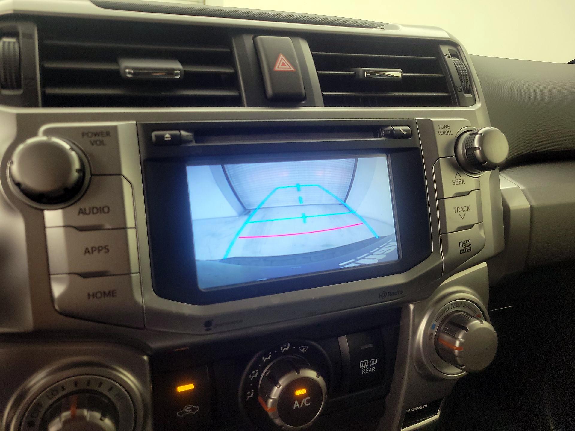 Thumbnail: 2015 Toyota 4Runner - 15