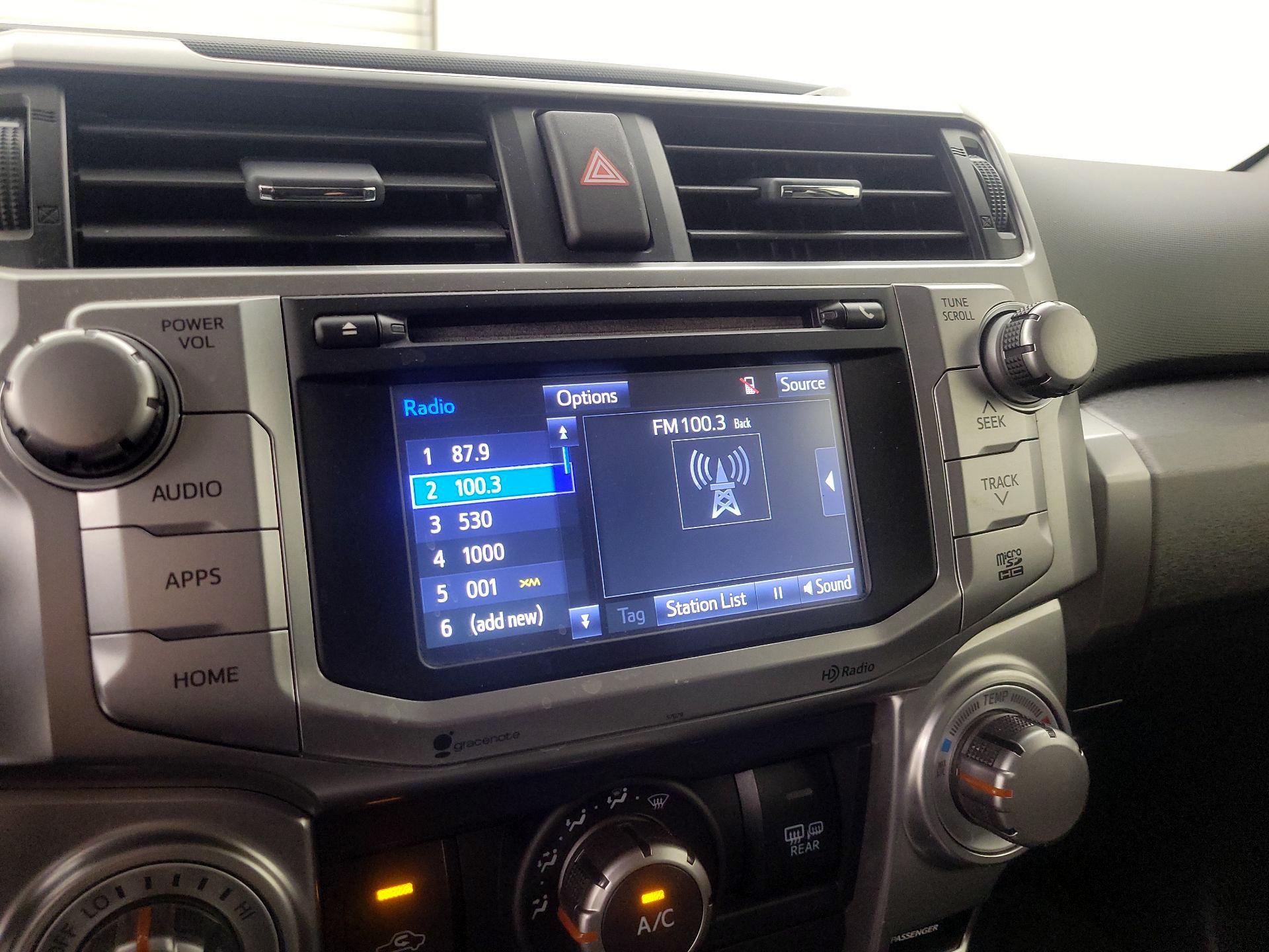 Thumbnail: 2015 Toyota 4Runner - 16