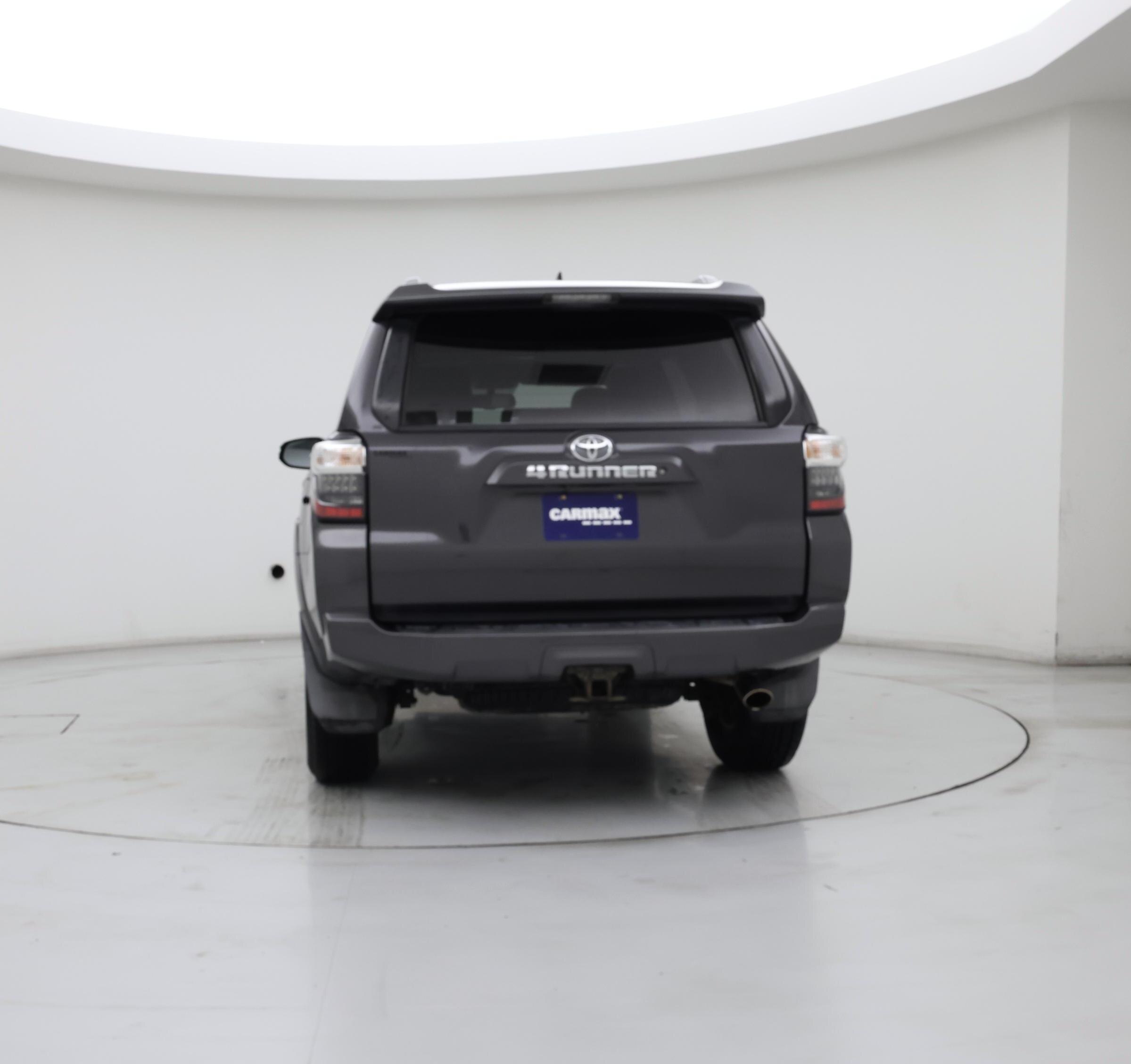 Thumbnail: 2015 Toyota 4Runner - 6