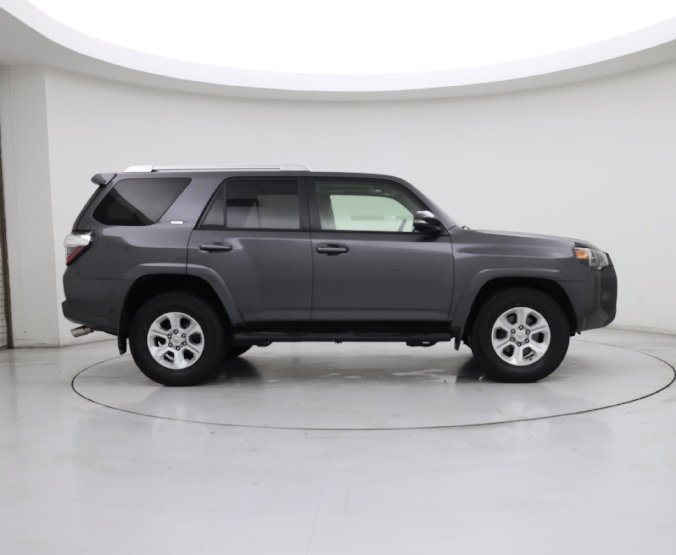 Thumbnail: 2015 Toyota 4Runner - 7