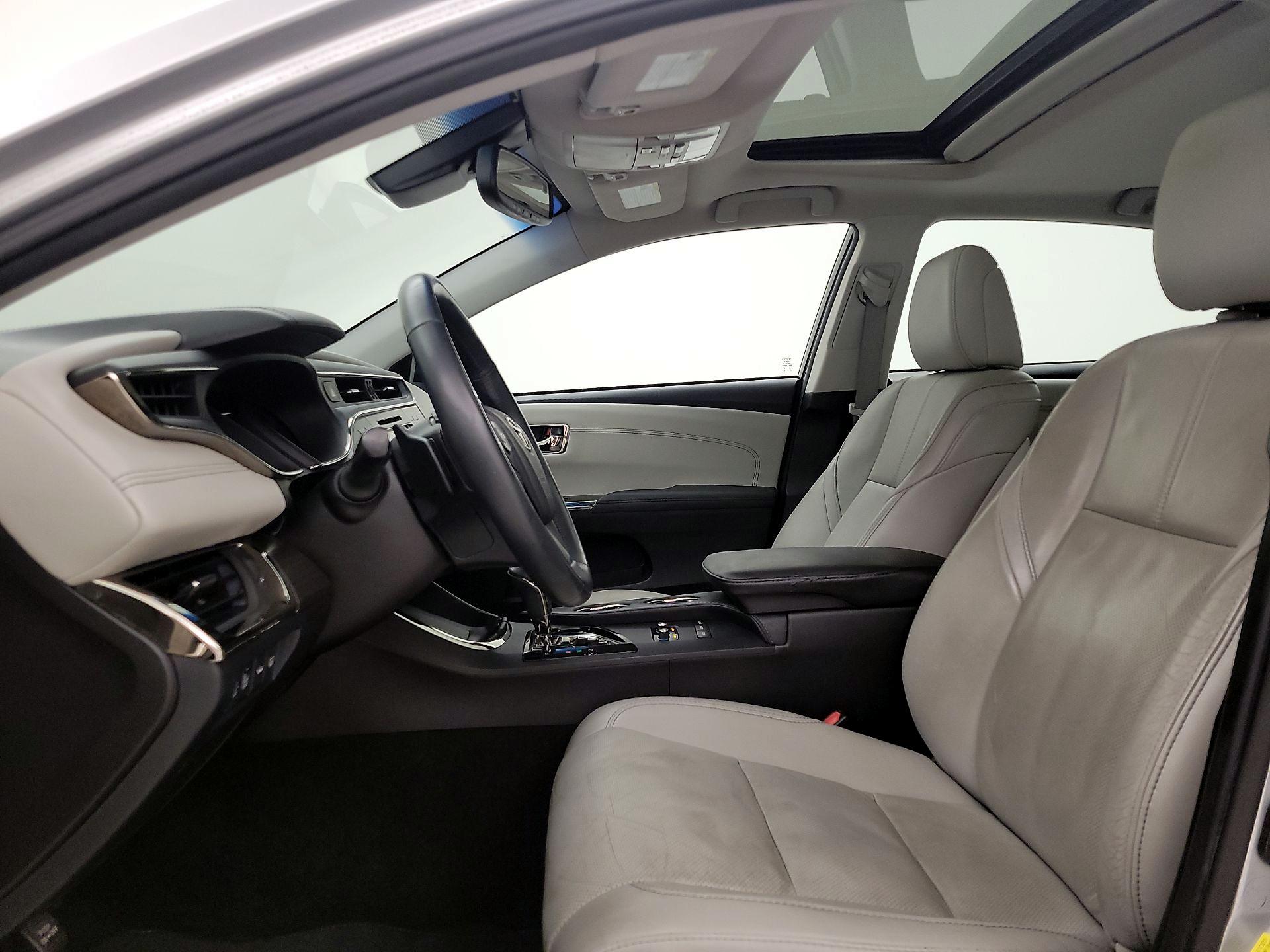 Thumbnail: 2016 Toyota Avalon - 11