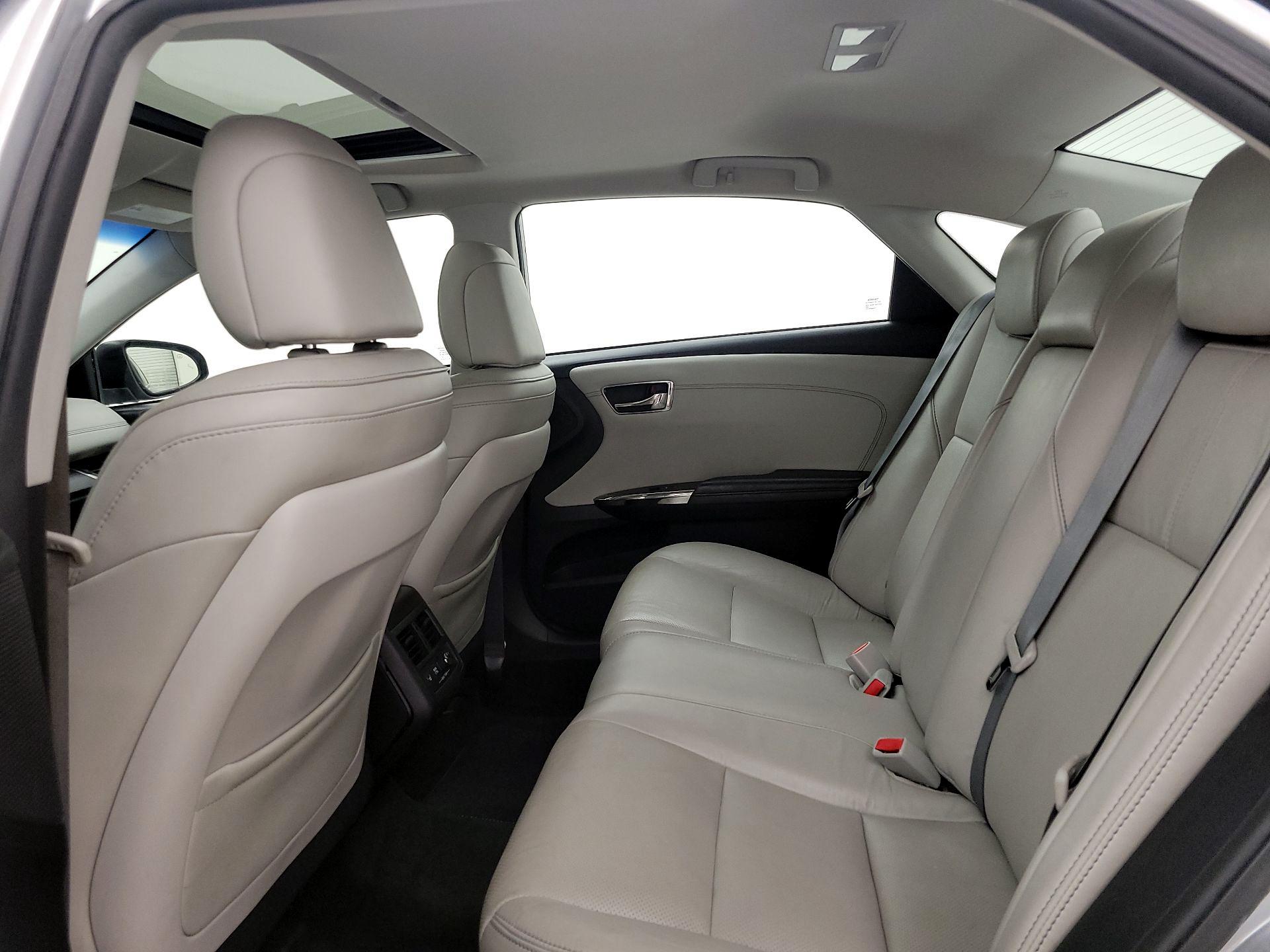 Thumbnail: 2016 Toyota Avalon - 19