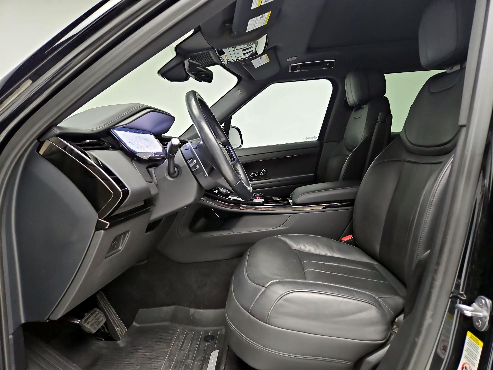 Thumbnail: 2023 Land Rover Range Rover Sport - 11