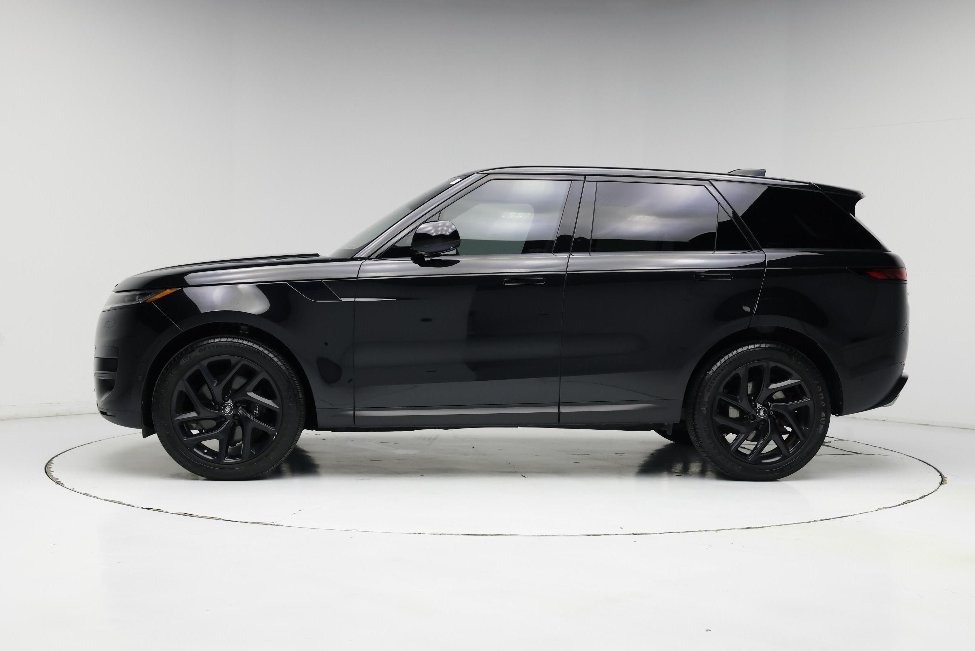 Thumbnail: 2023 Land Rover Range Rover Sport - 3