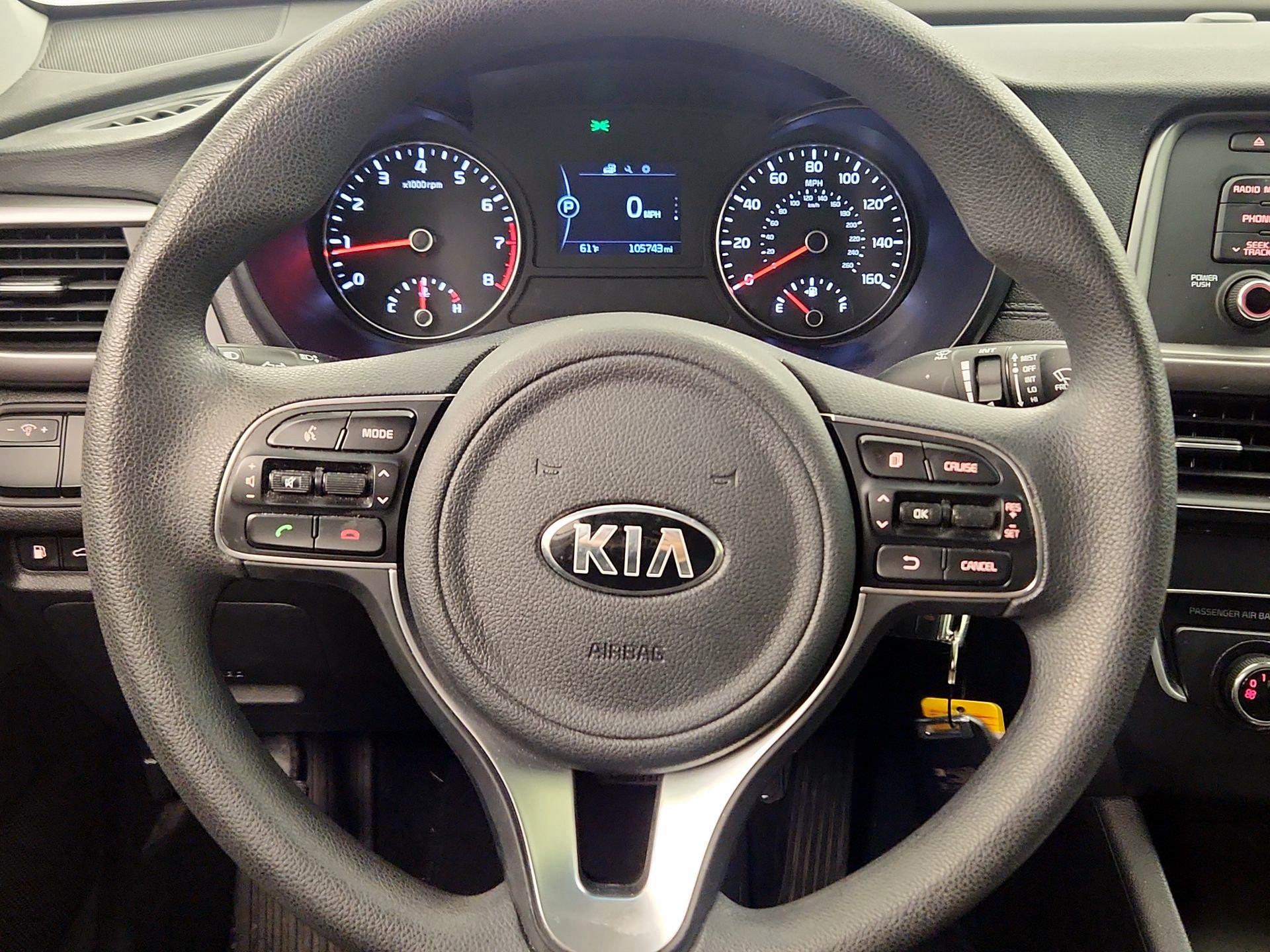 Thumbnail: 2017 Kia Optima - 10