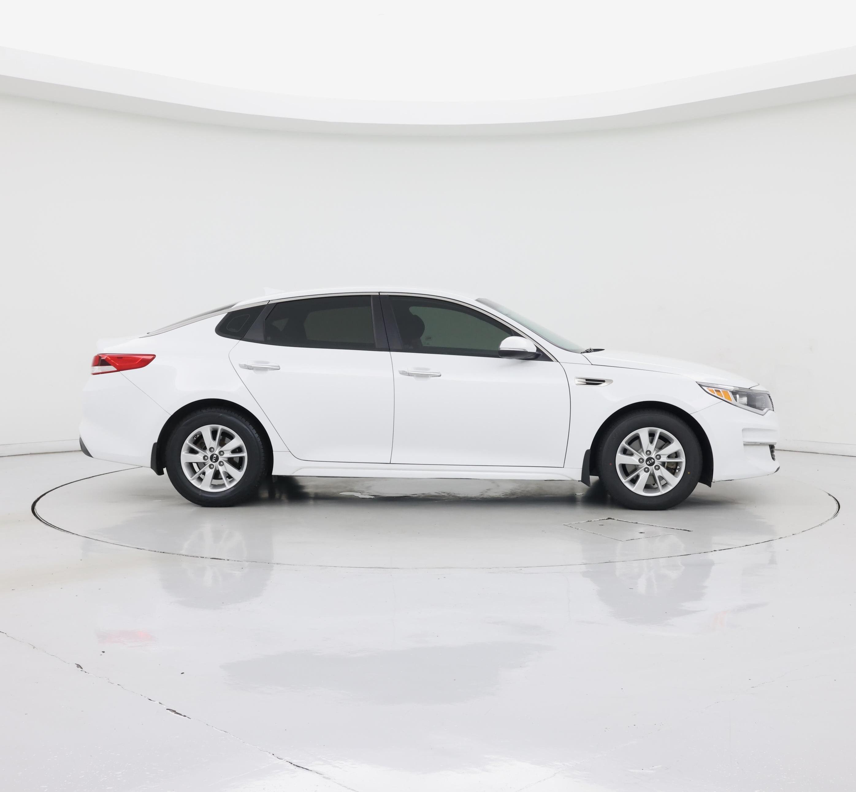 Thumbnail: 2017 Kia Optima - 7