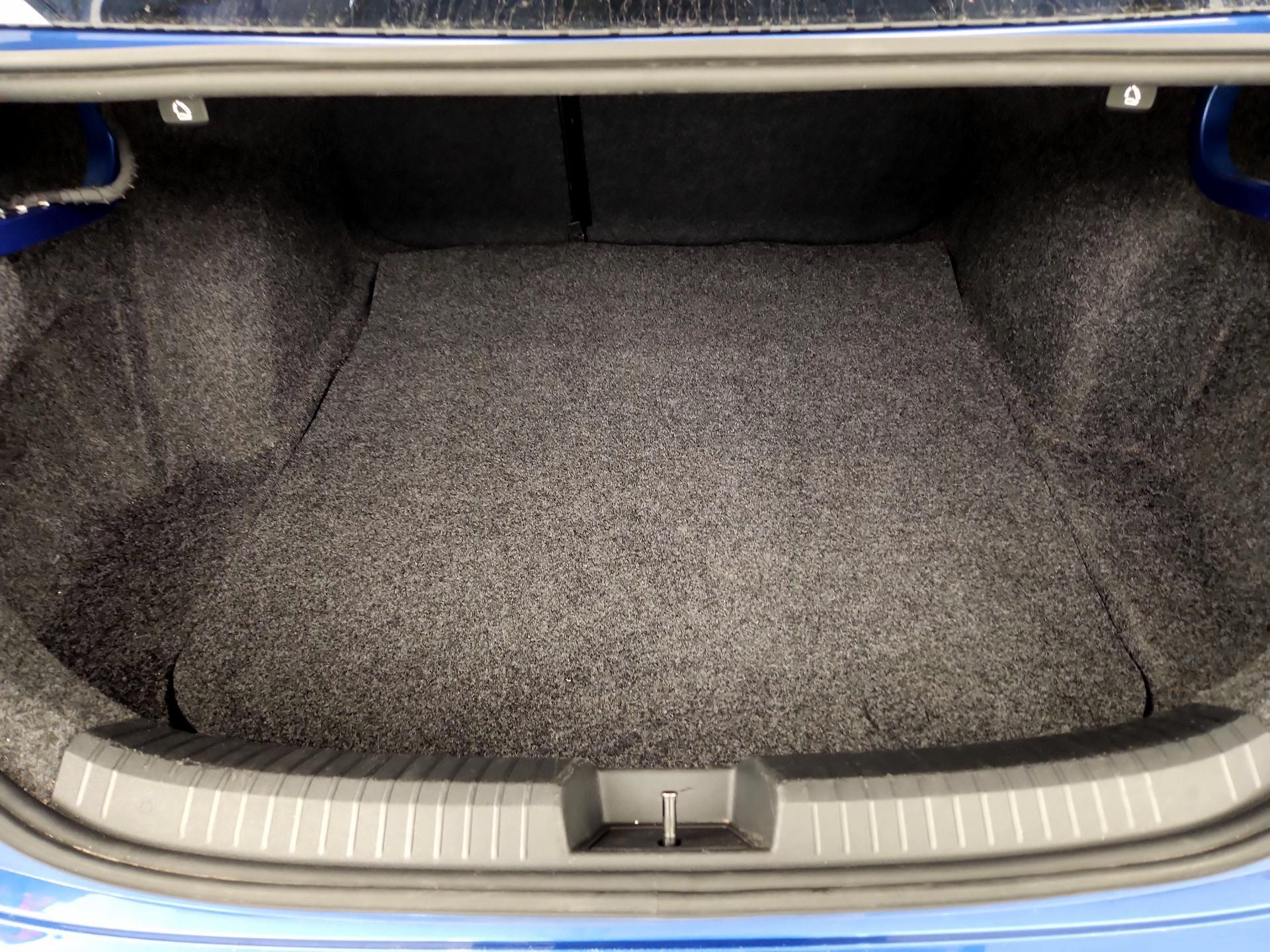 Thumbnail: 2022 Volkswagen Jetta - 20