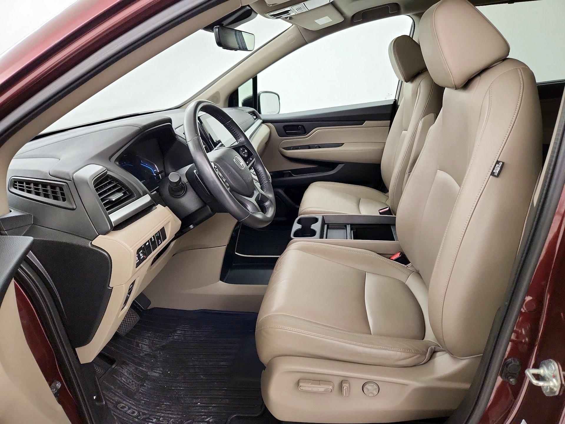 Thumbnail: 2019 Honda Odyssey - 11