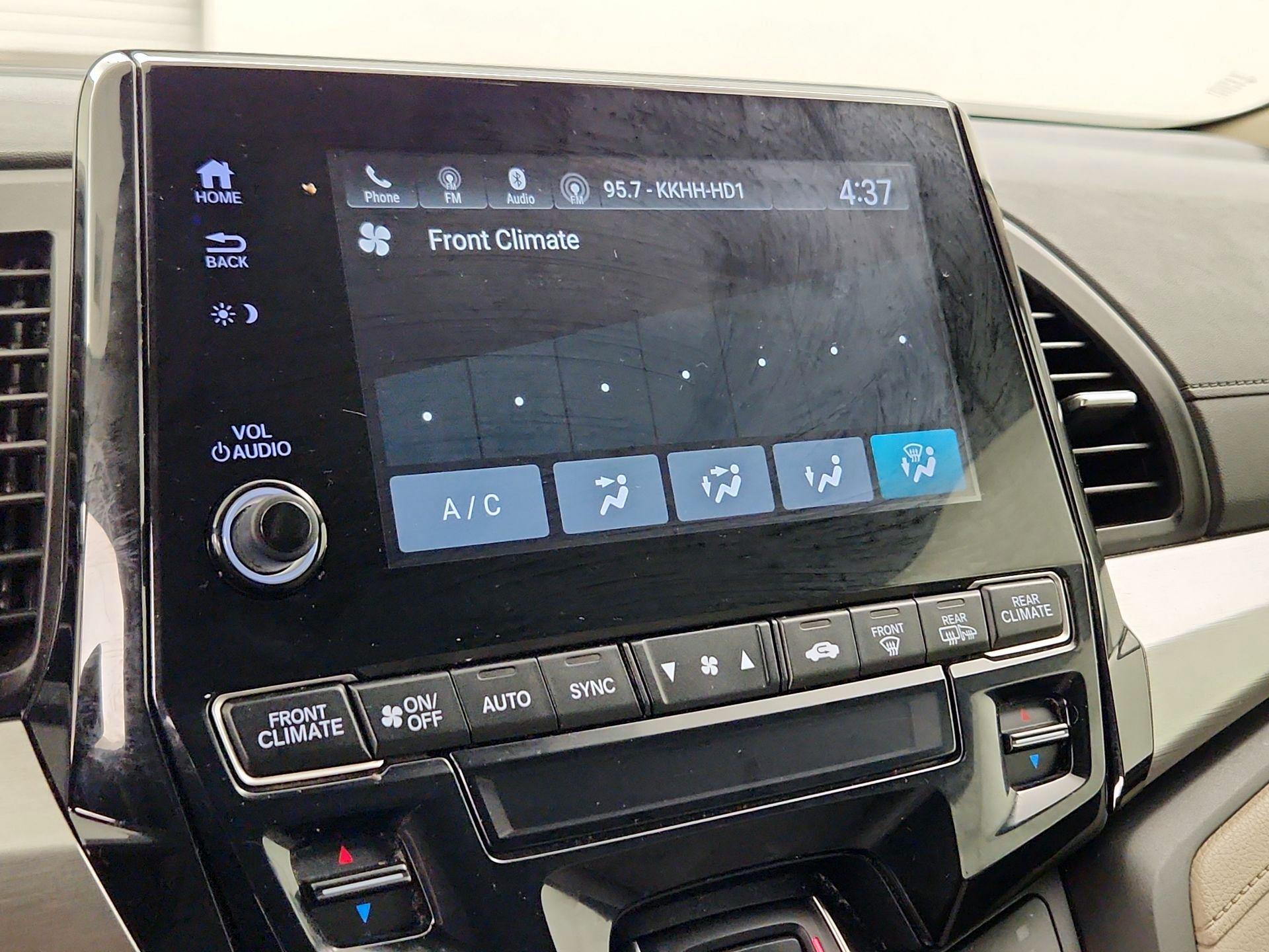 Thumbnail: 2019 Honda Odyssey - 16