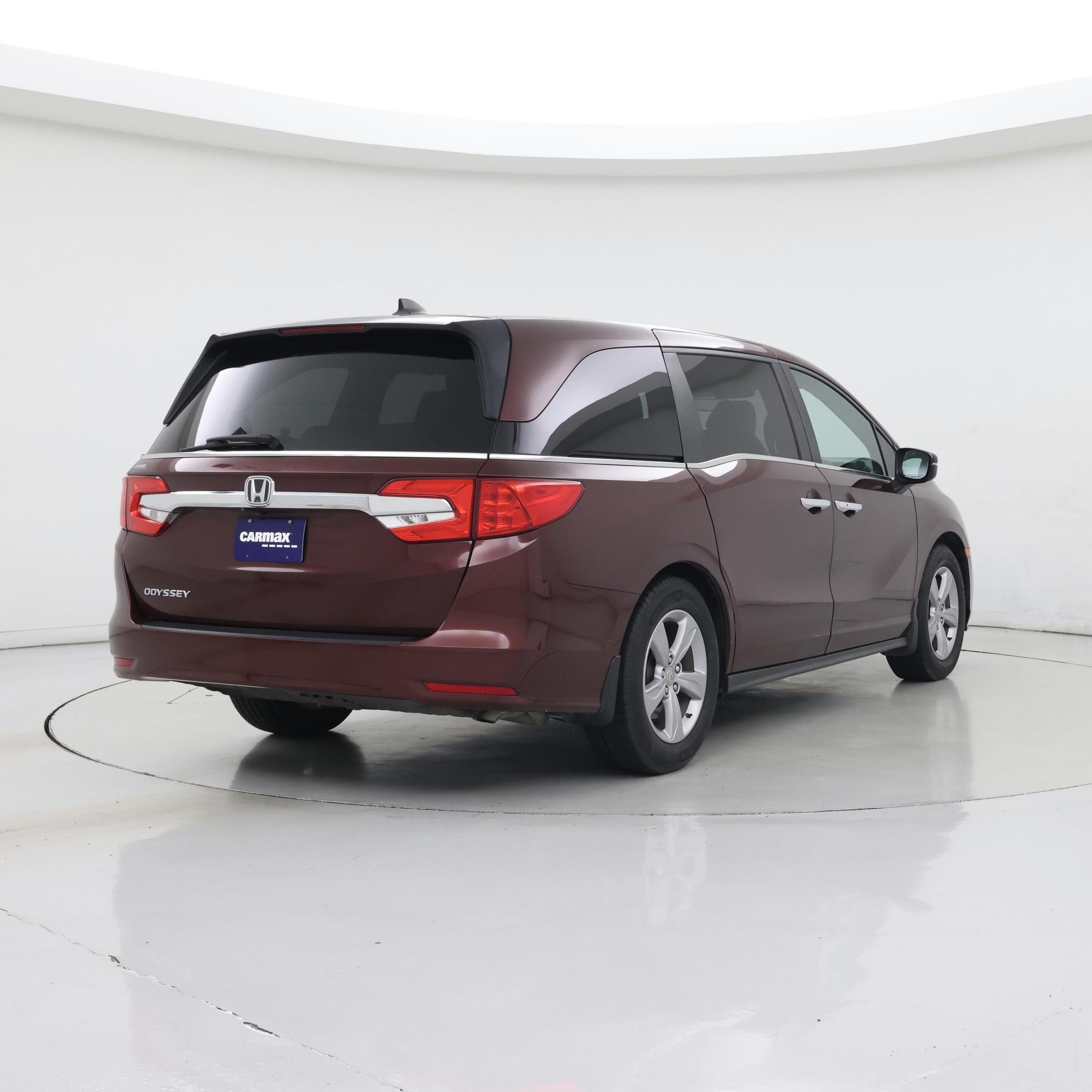 Thumbnail: 2019 Honda Odyssey - 8