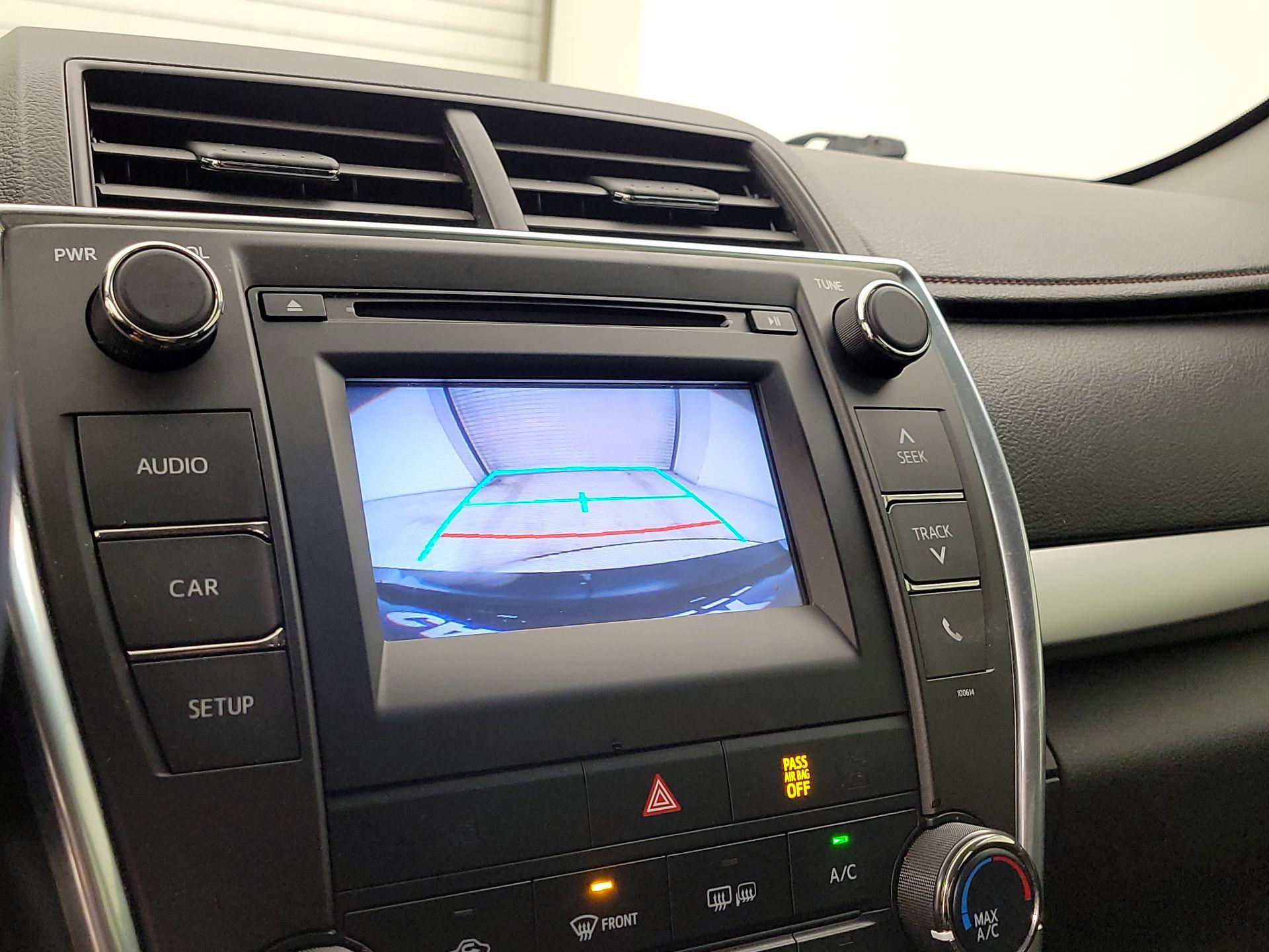 Thumbnail: 2017 Toyota Camry - 14