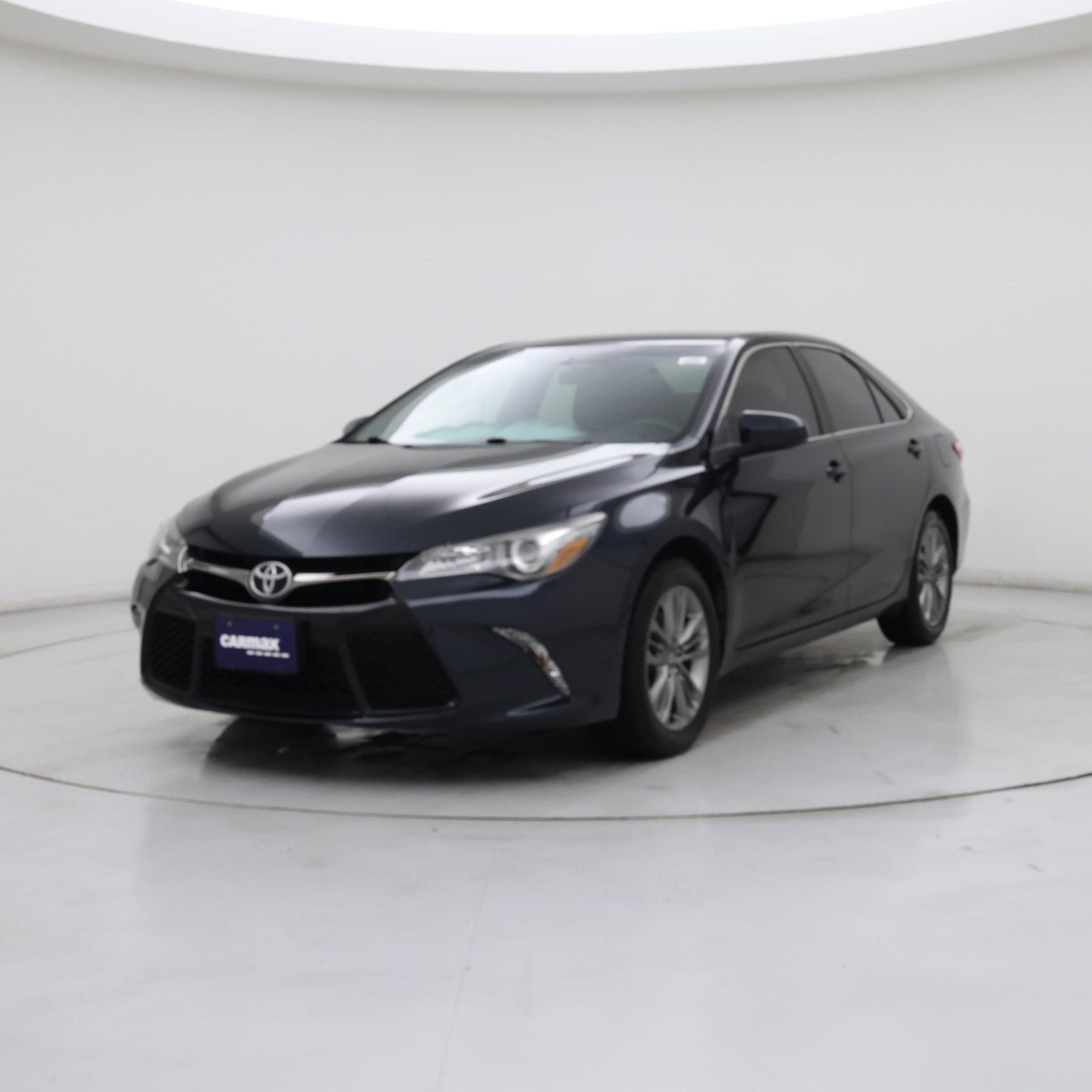 Thumbnail: 2017 Toyota Camry - 4