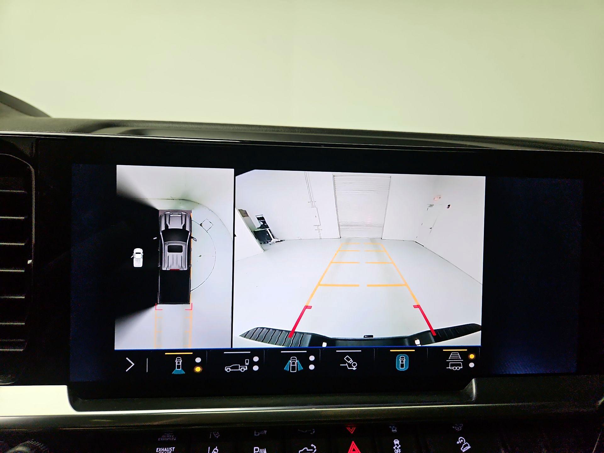 Thumbnail: 2024 Chevrolet Silverado 2500 - 14