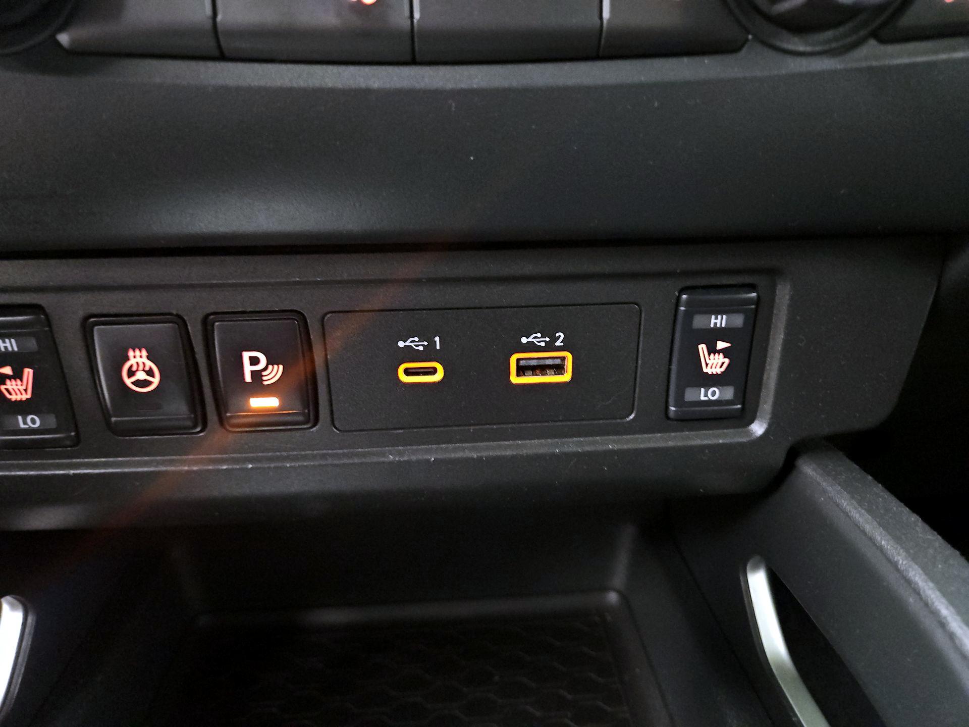 Thumbnail: 2022 Nissan Frontier - 18