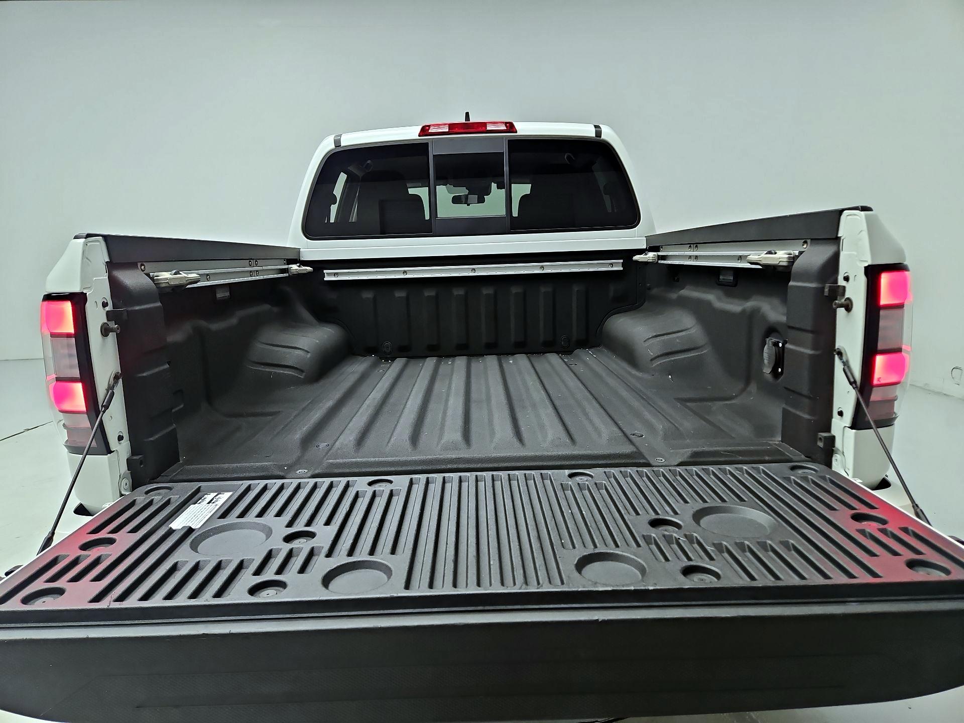 Thumbnail: 2022 Nissan Frontier - 20