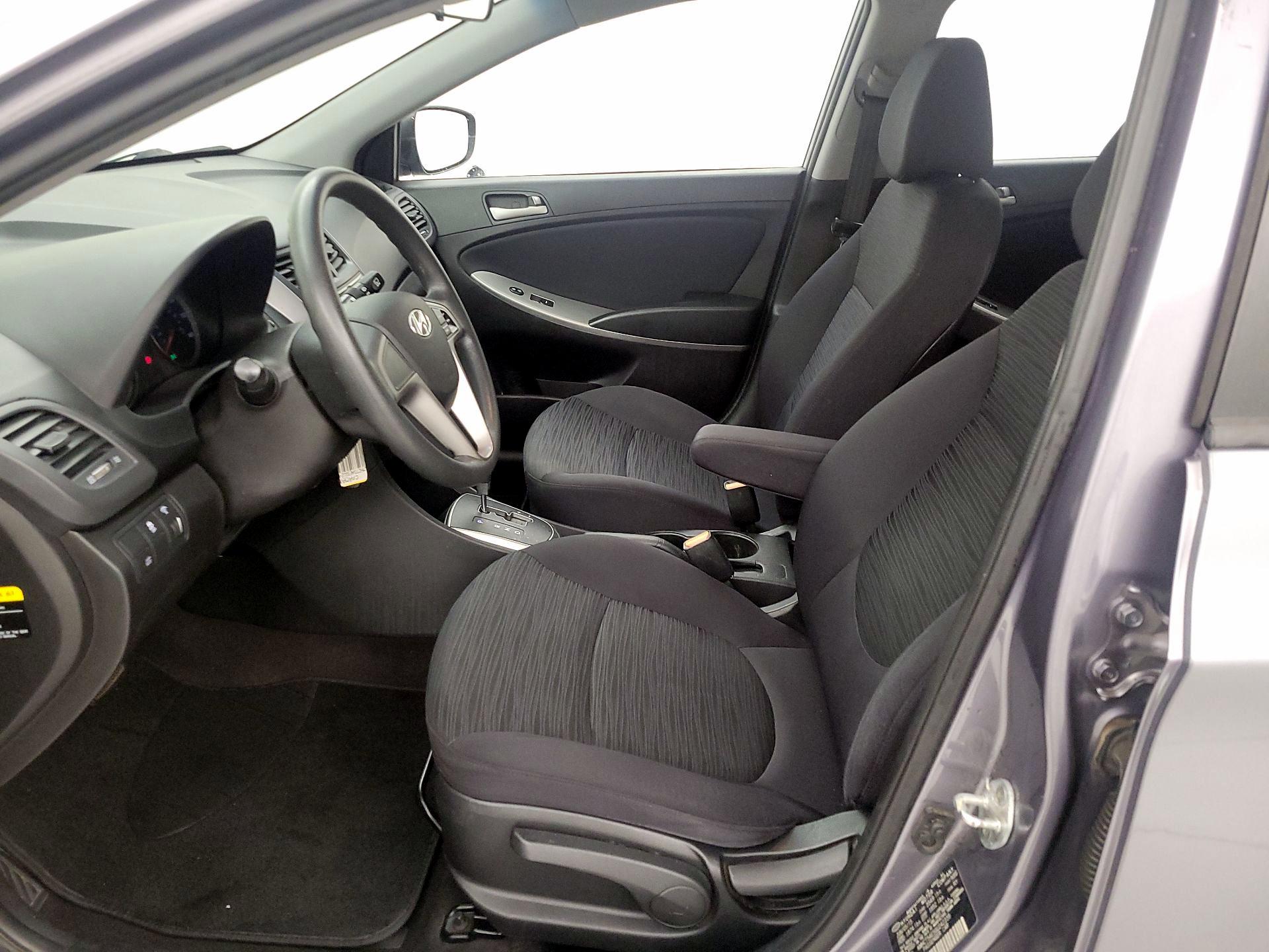 Thumbnail: 2016 Hyundai Accent - 11