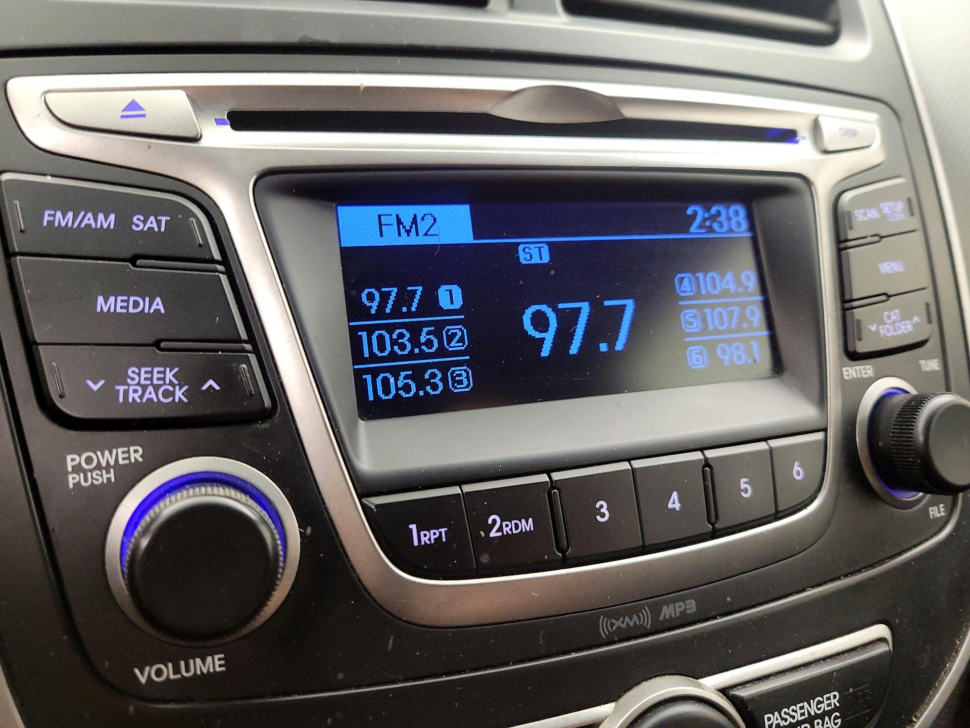 Thumbnail: 2016 Hyundai Accent - 14