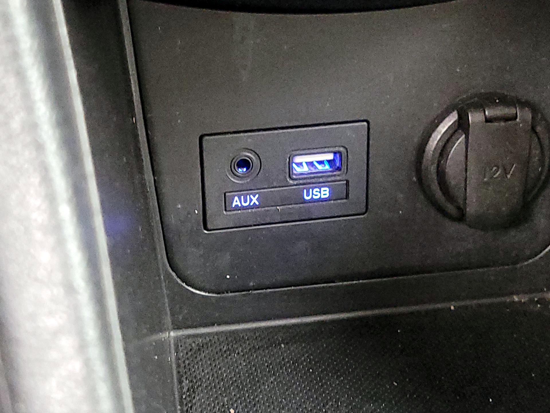 Thumbnail: 2016 Hyundai Accent - 17