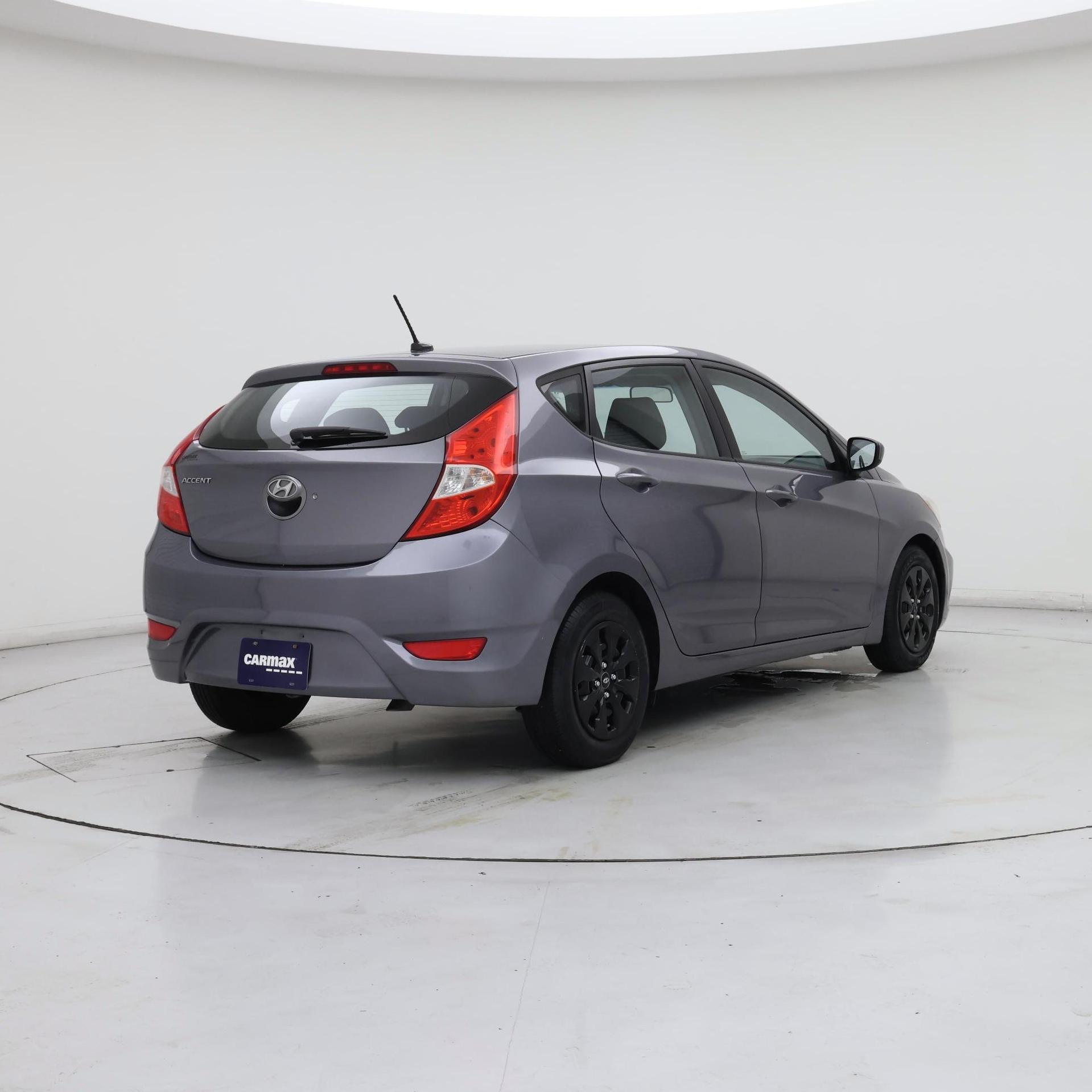 Thumbnail: 2016 Hyundai Accent - 8